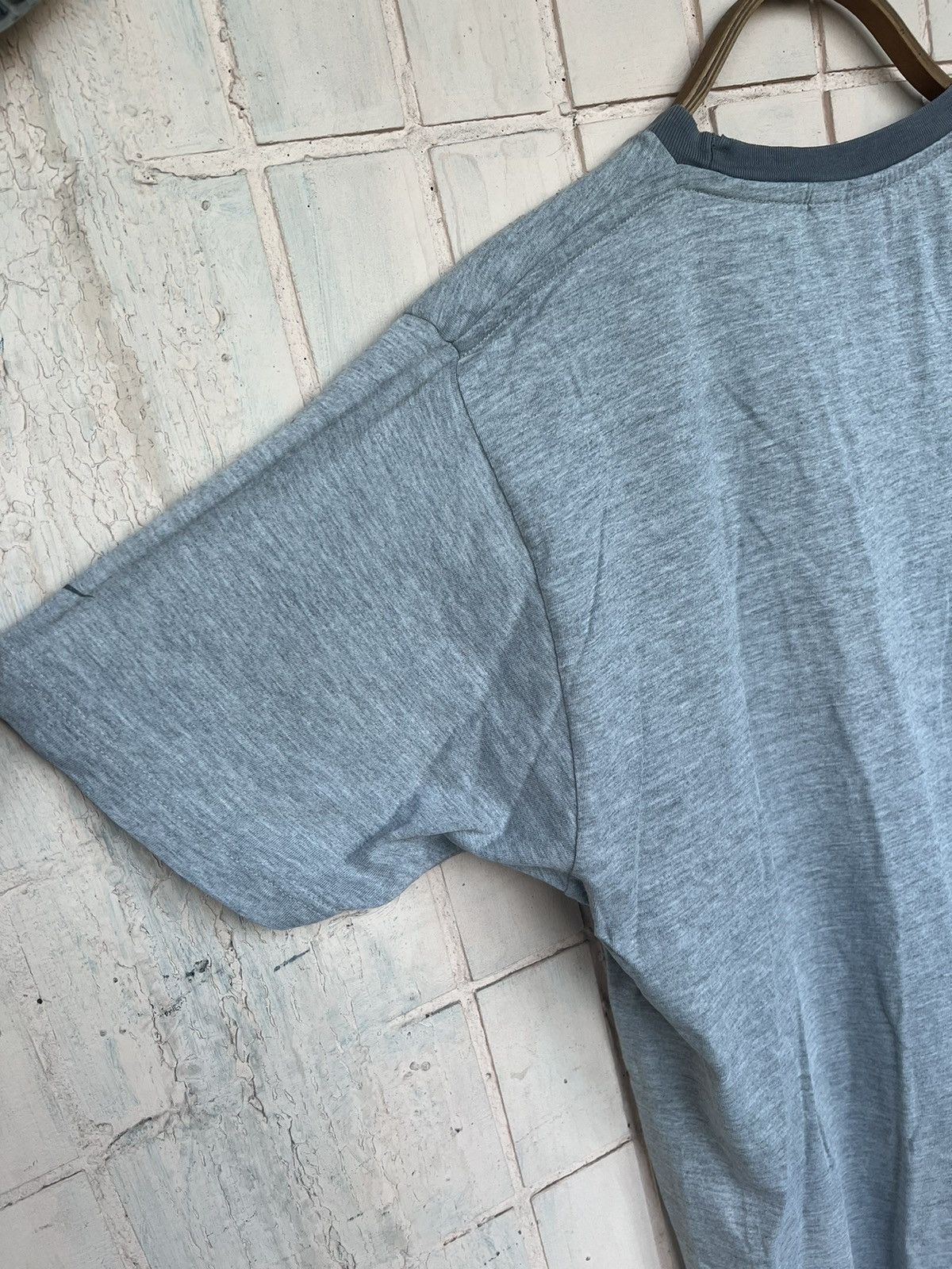 Nike Vintage Nike T Shirt Big Logo Swoosh Y2K Size US M / EU 48-50 / 2 - 16 Thumbnail