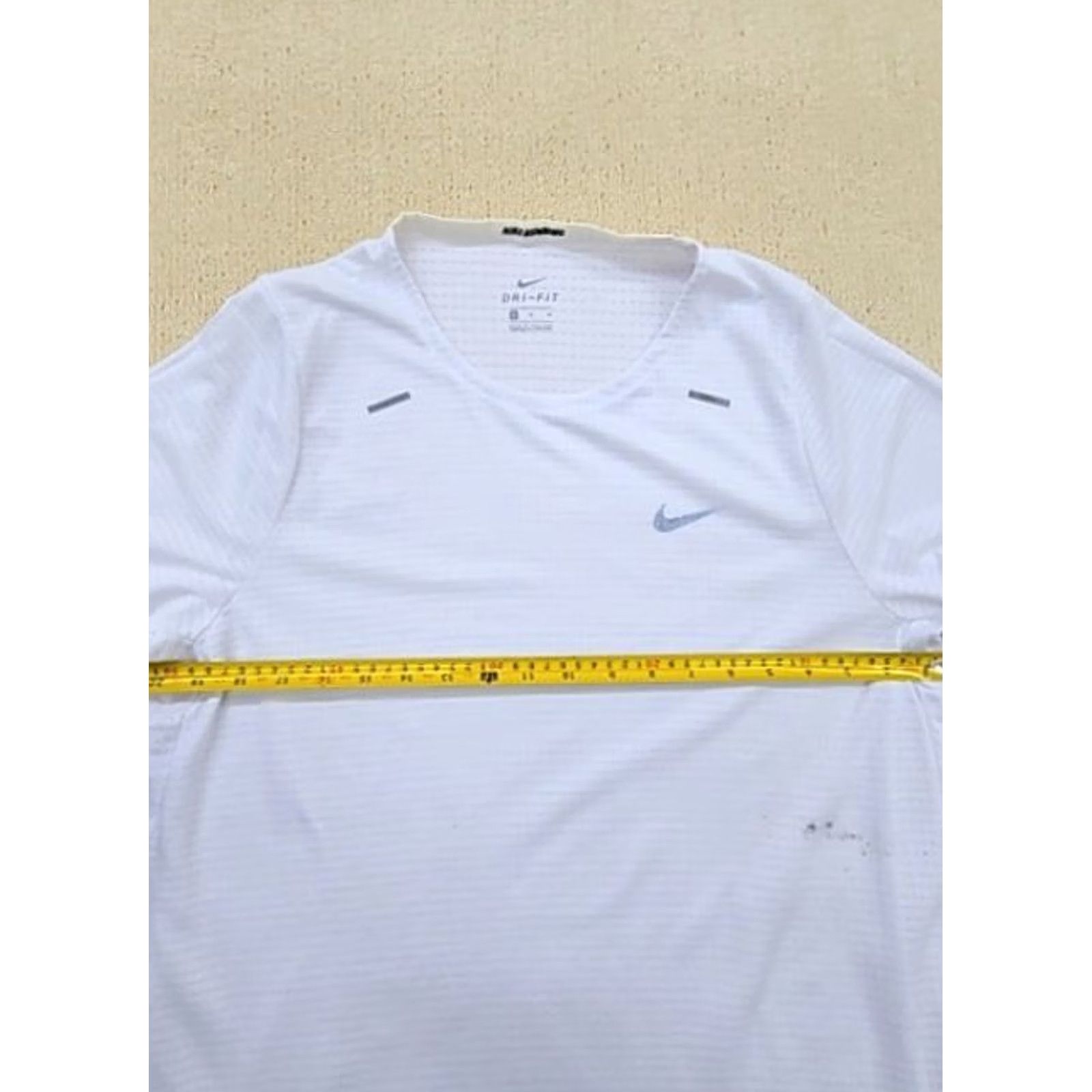 Nike Nike Dri-FIT Men's XL White Running T-Shirt Reflective Size US XL / EU 56 / 4 - 7 Thumbnail