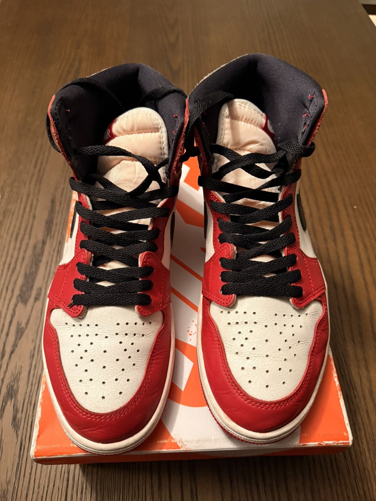 Jordan Brand Jordan 1 Chicago Lost & Found Size US 10.5 / EU 43-44 - 2 Thumbnail
