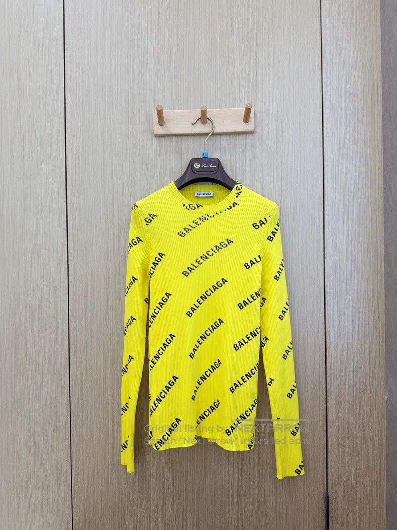 Balenciaga Balenciaga Full Print Letter Logo Slim Fit Round Neck Knit Size US M / EU 48-50 / 2 - 1 Thumbnail
