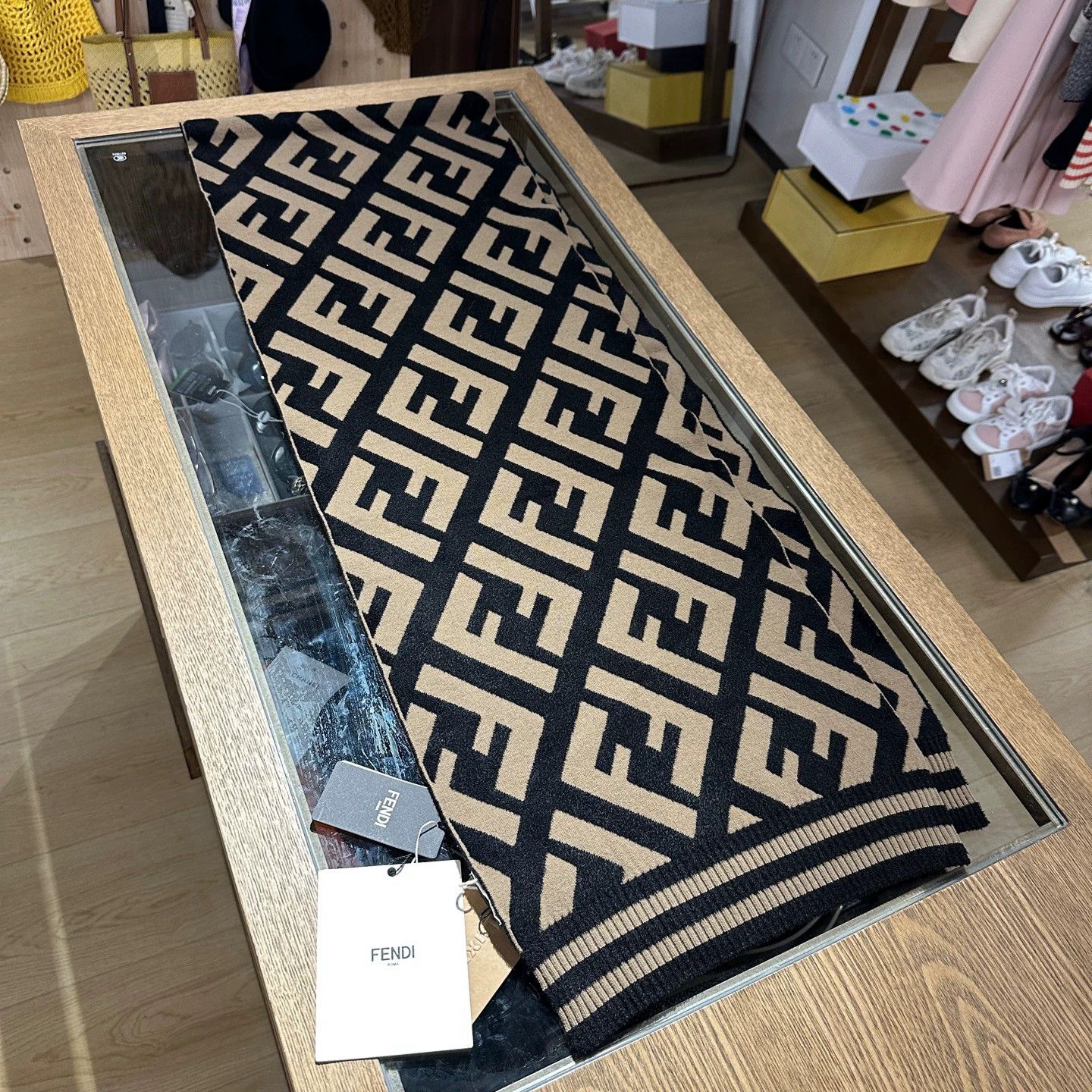 Fendi Fendi feb141 FF all over twill wool scarf Size ONE SIZE - 2 Thumbnail