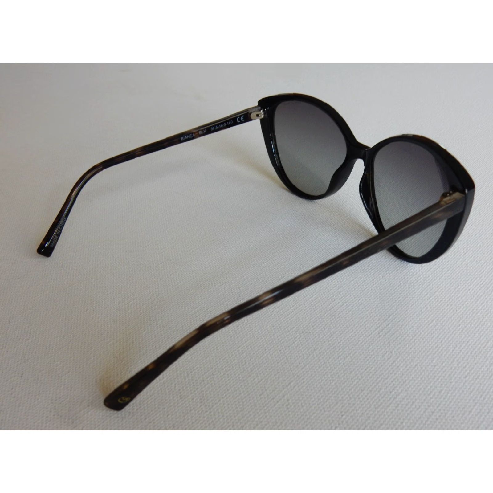 Christian Siriano VINTAGE Christian Siriano Sunglasses Women Adult One Size Black Tortoise Fashion Accessories Size ONE SIZE - 3 Thumbnail