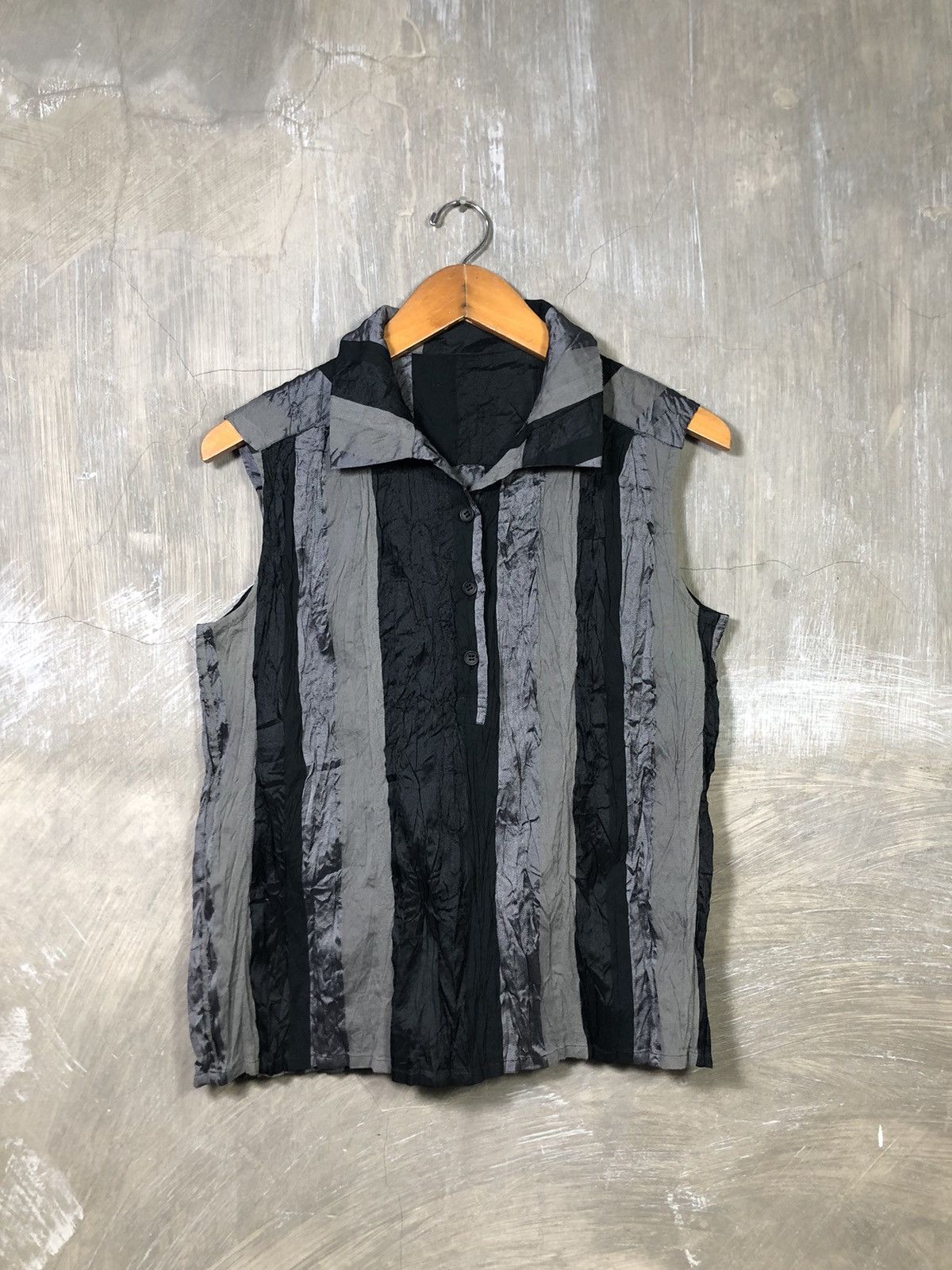 Issey Miyake Issey Miyake Half Button Up Shirt Size US M / EU 48-50 / 2 - 1 Thumbnail