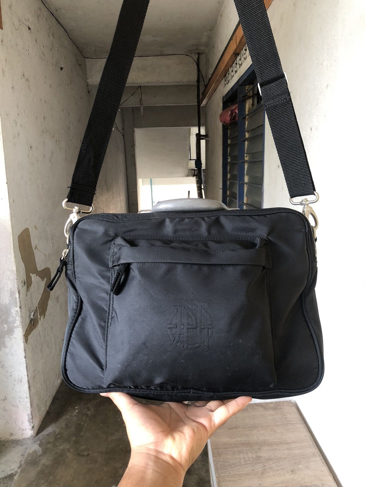 Jean Paul Gaultier Vintage 90s Jean Paul Gaultier 2 in 1 Messenger Bag Size ONE SIZE - 5 Thumbnail