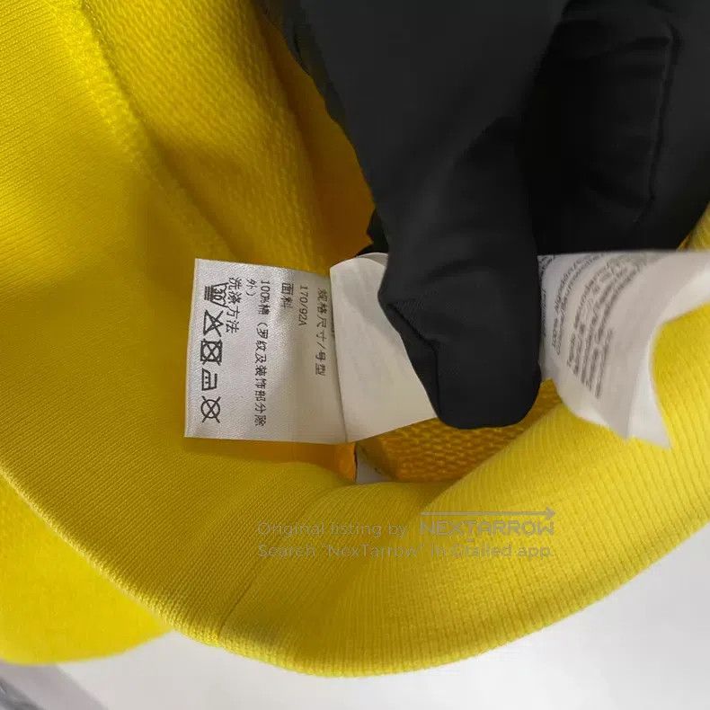 Loewe Loewe Yellow Logo Embossed Cotton Sweatshirt Size L / US 10 / IT 46 - 3 Thumbnail