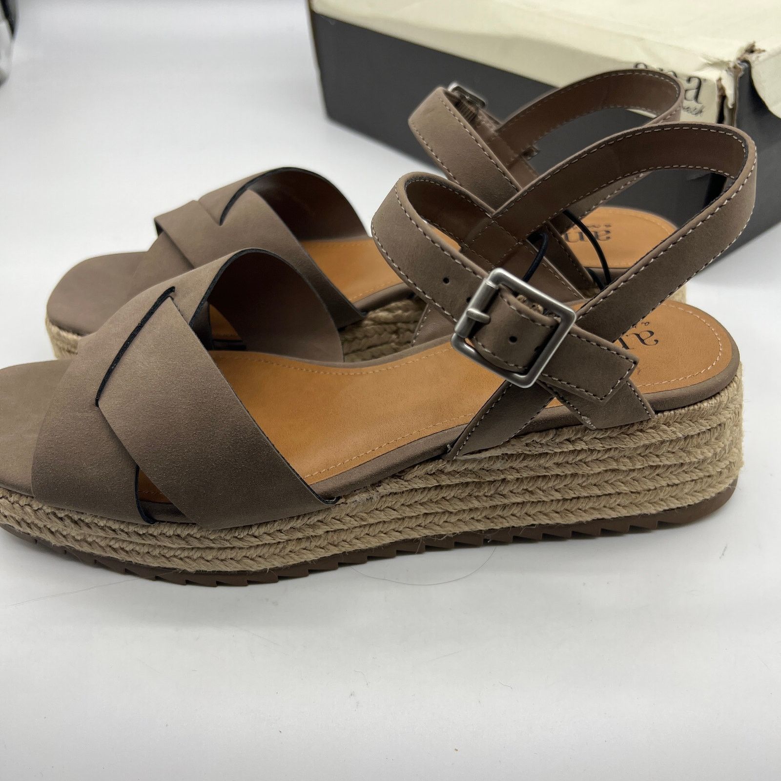 Other a.n.a Womens Eloise Wedge Sandals Porchini Brown Size US 9 / IT 39 - 7 Thumbnail