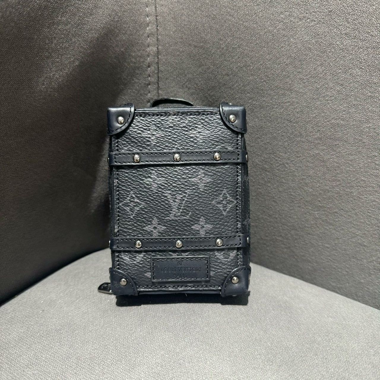 Louis Vuitton Louis Vuitton Monogram Soft Trunk Keychain Wallet Size ONE SIZE - 1 Preview