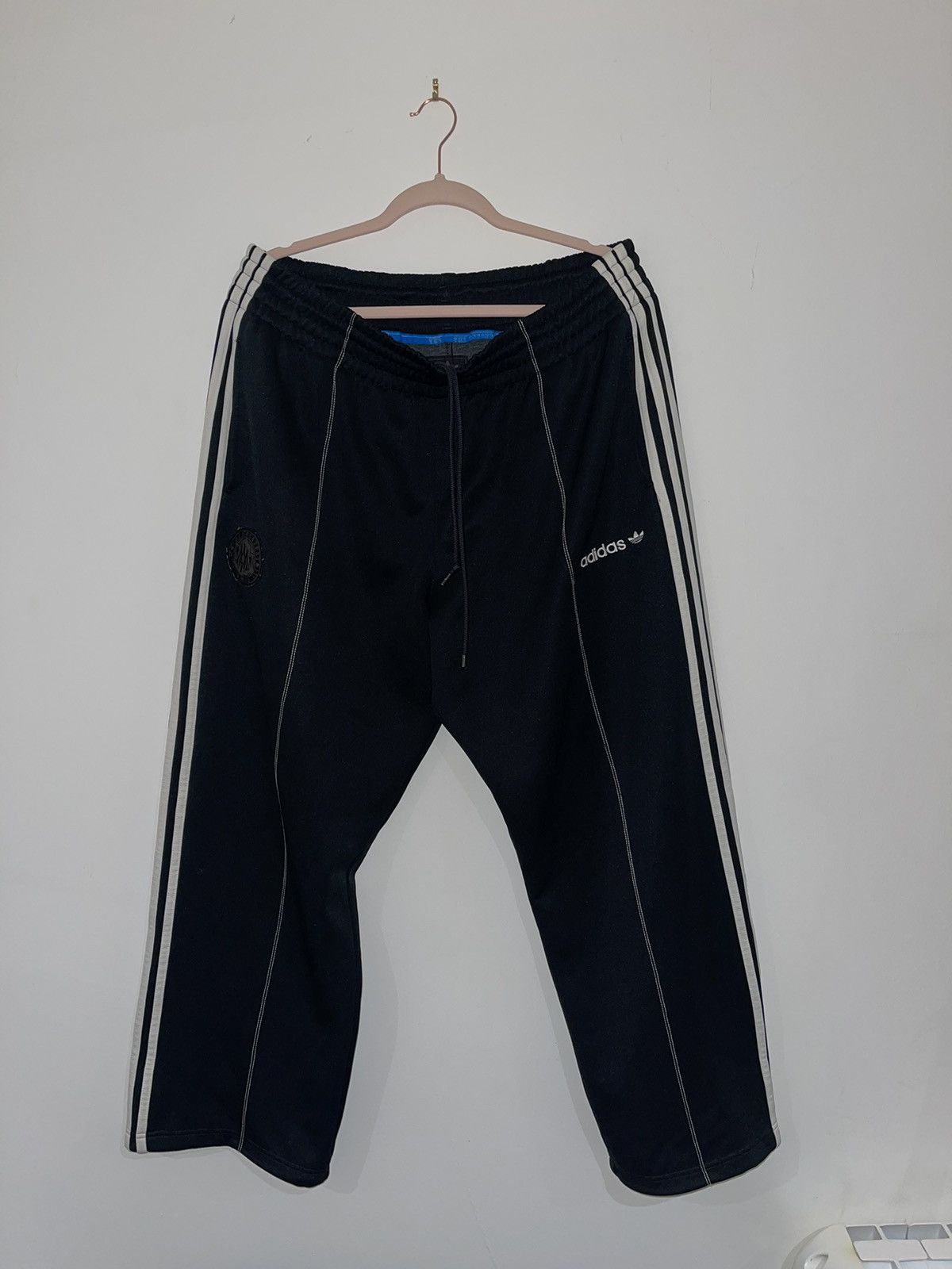 Adidas × Vintage ADIDAS MUHAMMAD ALI G.O.A.T WIDE VINTAGE PANTS Size US 36 / EU 52 - 1 Thumbnail
