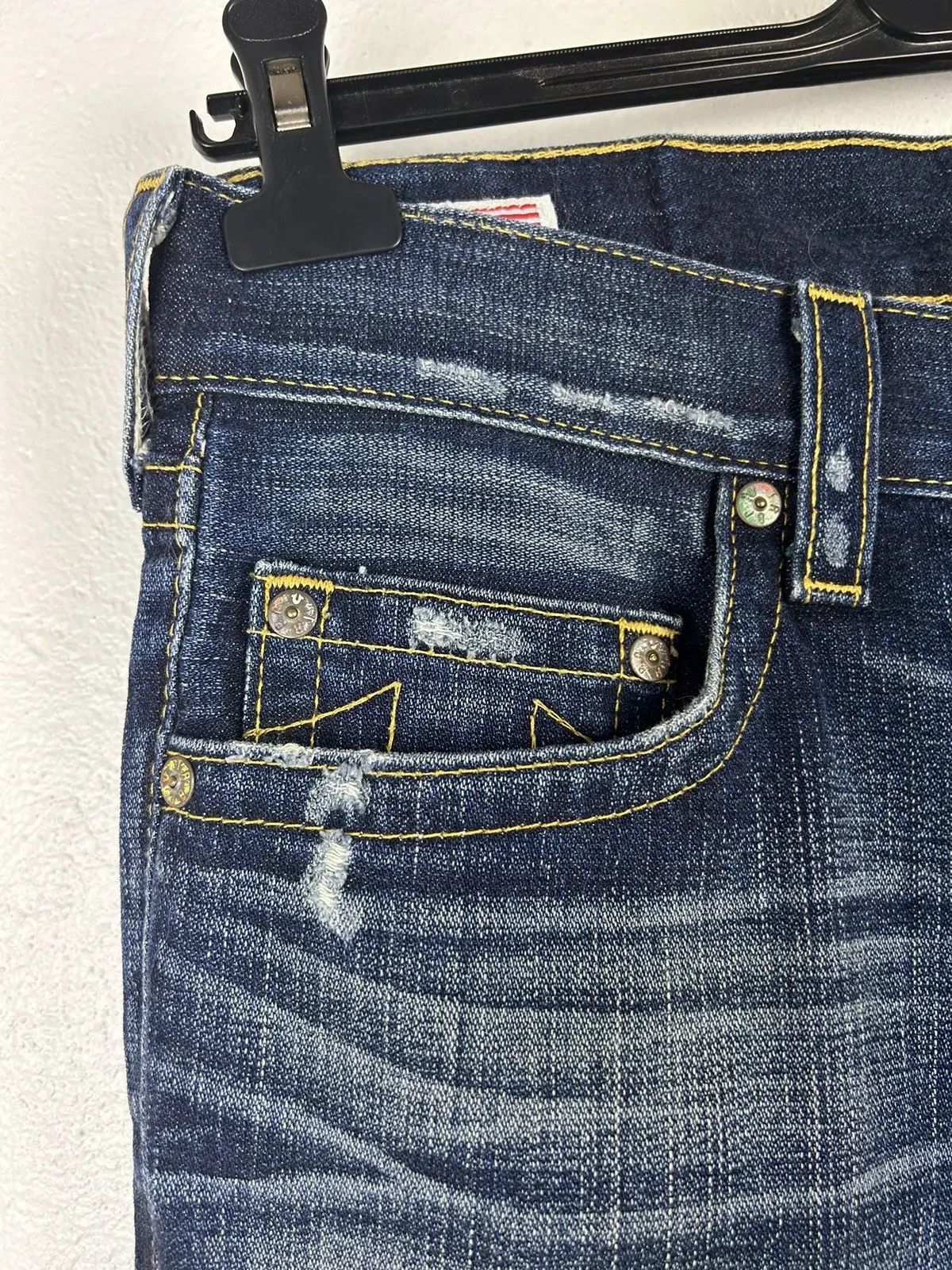 True Religion True Religion Bobby Embroidered Skull Denim Shorts W32 Size 32" / US 10 / IT 46 - 6 Thumbnail