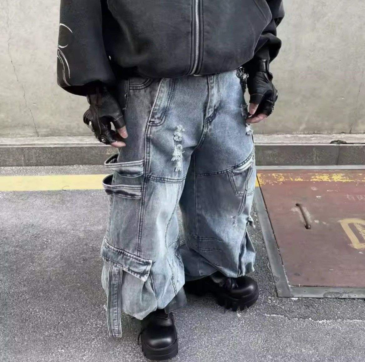 Japanese Brand × Jean Washed Blue Ripped Cargo Jean Size US 31 - 5 Thumbnail