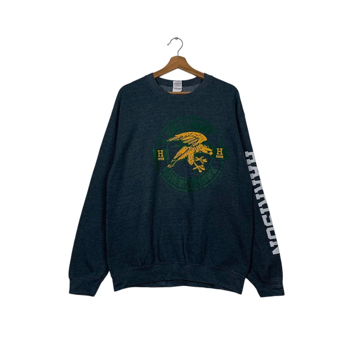 Gildan HARRISON Hawk Graphic Crewneck Sweatshirt #2420-C108 Size US M / EU 48-50 / 2 - 1 Thumbnail