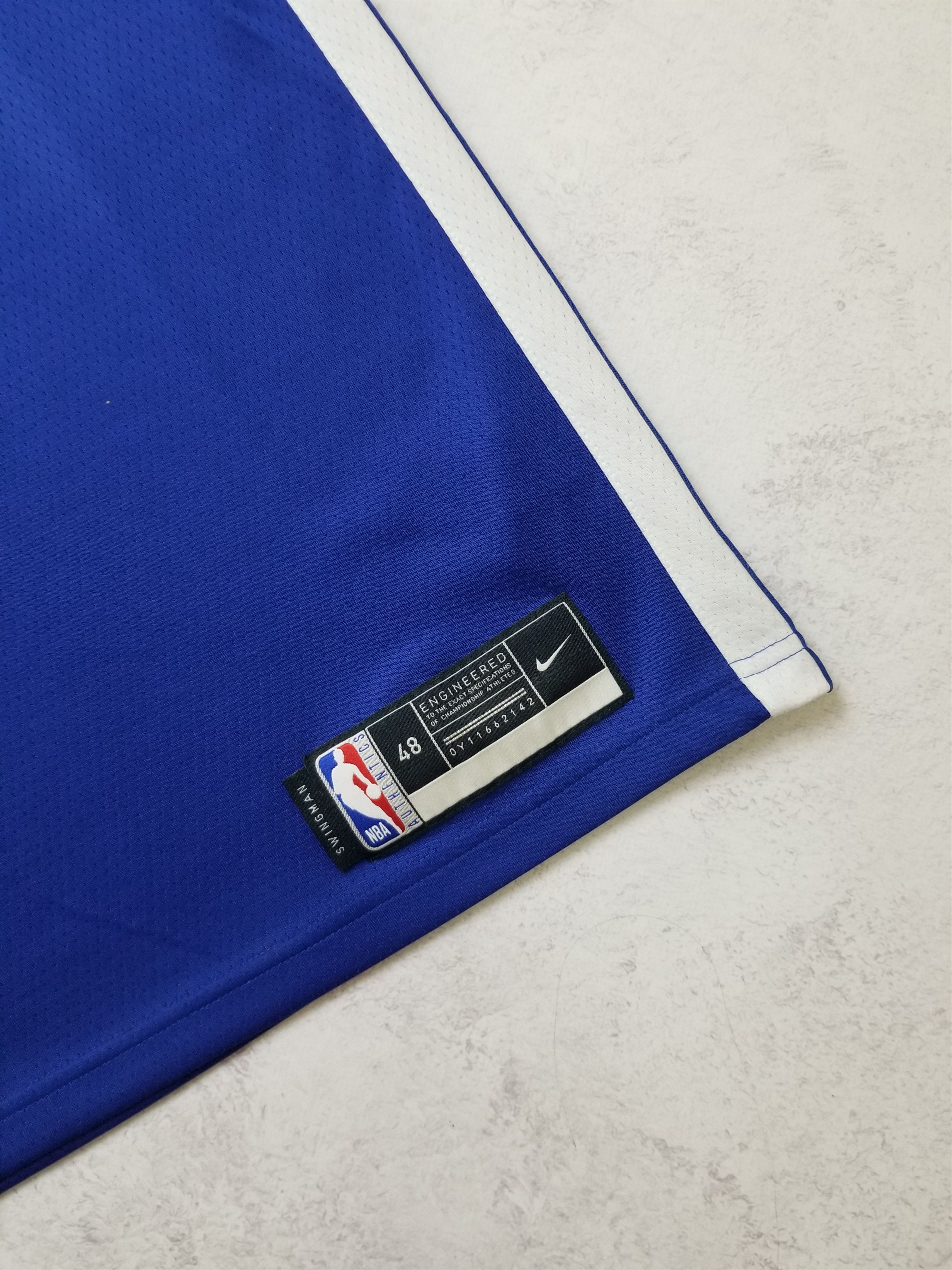 Nike Stephen Curry #30 Nike Golden State Warriors Swingman Jersey Size US L / EU 52-54 / 3 - 19 Thumbnail