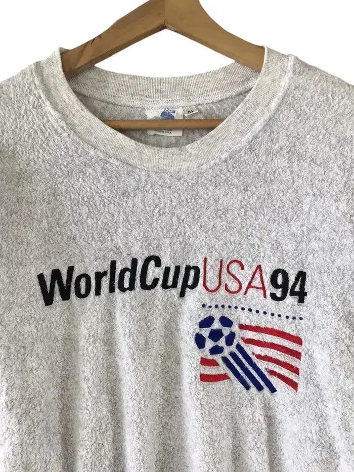 Vintage Vintage 90's Fifa World Cup USA Fleece Sweatshirts Size US M / EU 48-50 / 2 - 3 Thumbnail