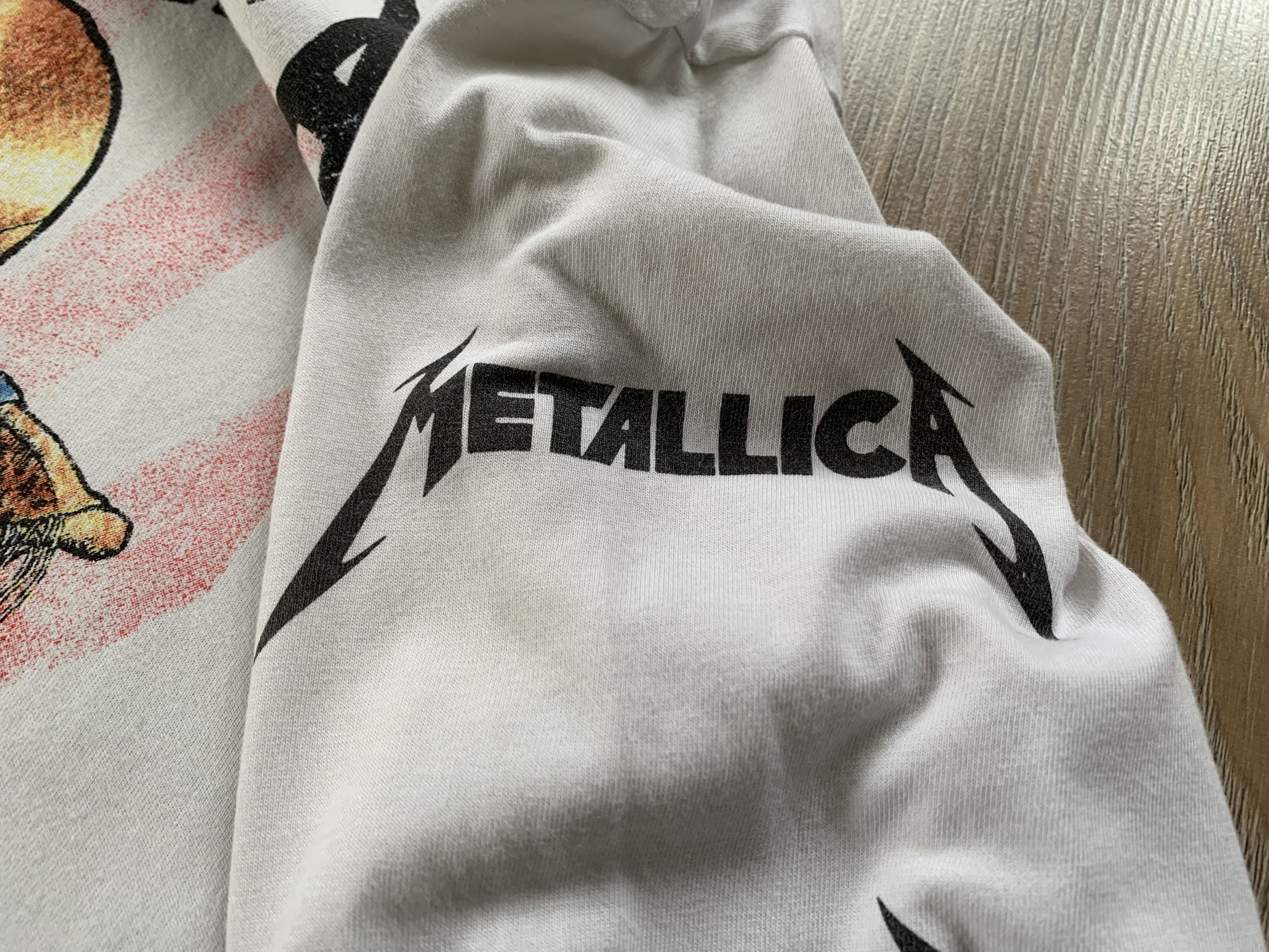 Band Tees × H&M × Metallica H&M Printed Metallica Longsleeve Size US M / EU 48-50 / 2 - 7 Thumbnail