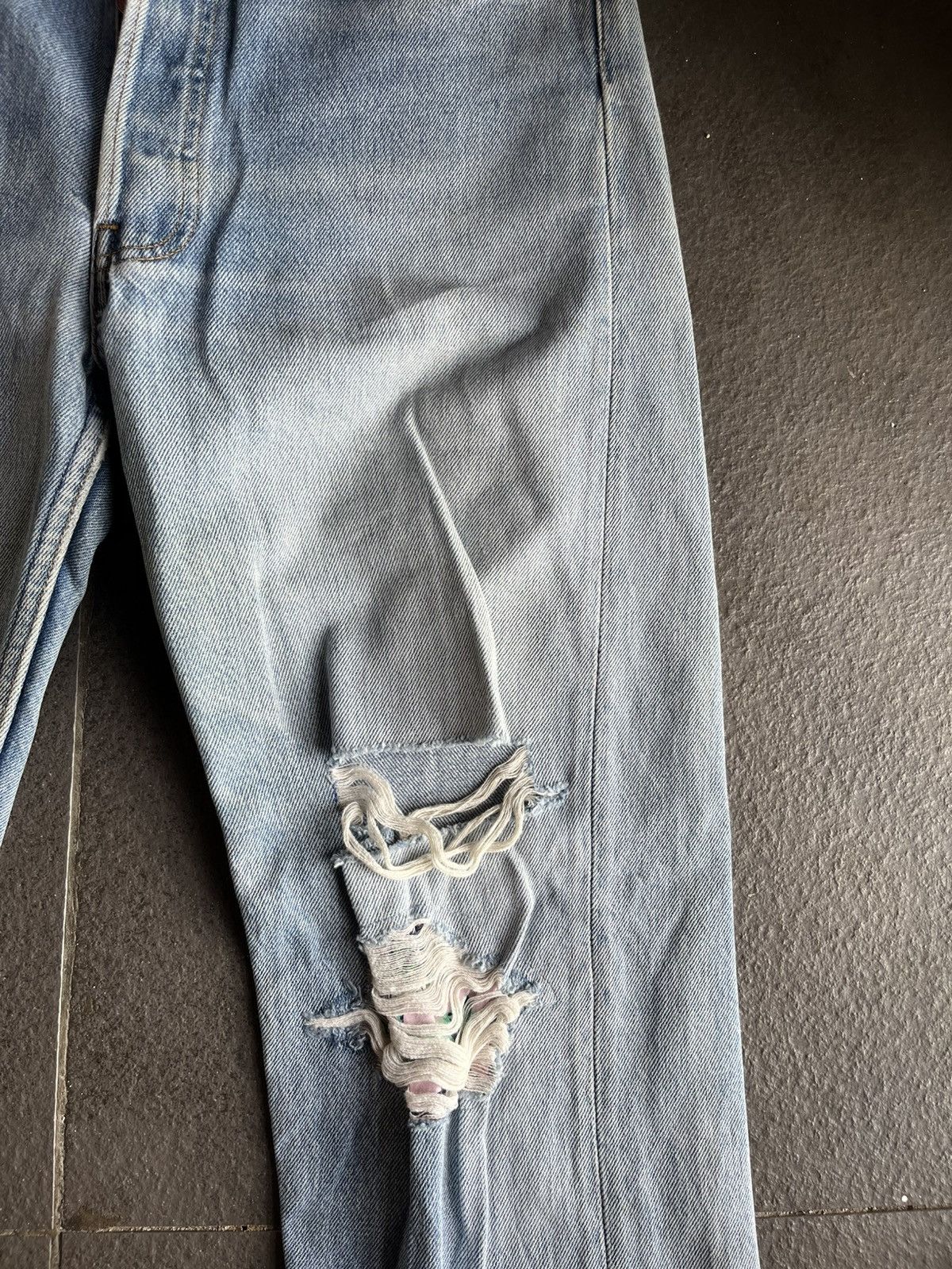 Levi's 32X36 Levi’s 501 Distressed Sun Faded 90’s Size US 32 / EU 48 - 4 Thumbnail