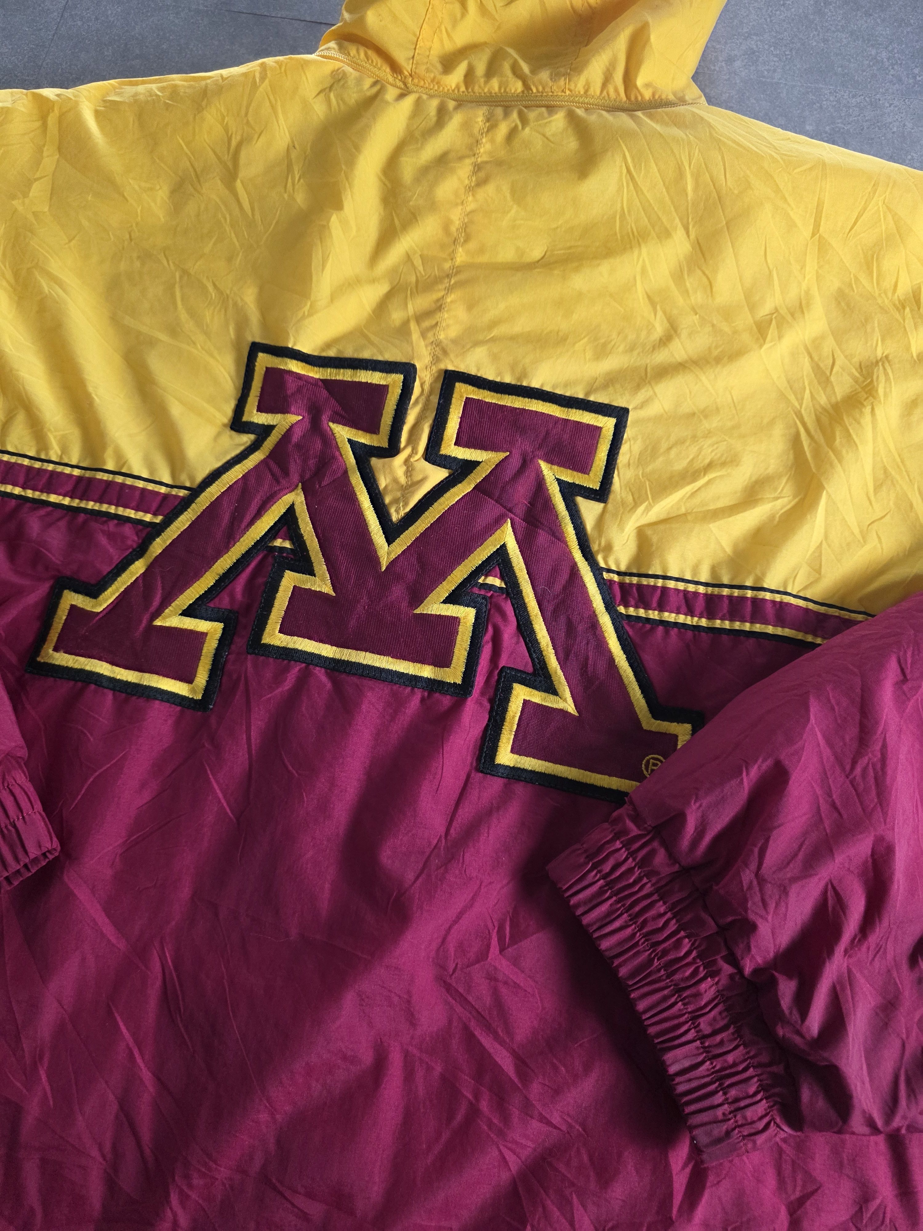 Apex One Vintage Apex One Minnesota Golden Gophers NCAA Jacket 90s Size US XL / EU 56 / 4 - 7 Thumbnail