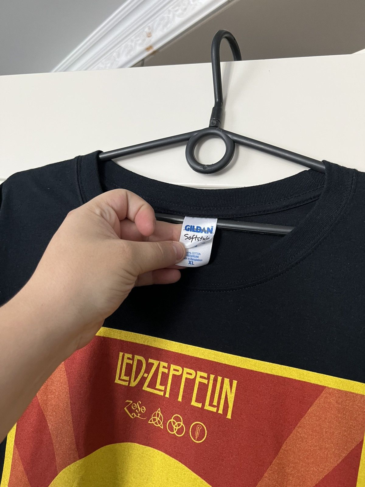 Band Tees Vintage Led Zeppelin Band Tee Rock T-Shirt Size US XL / EU 56 / 4 - 5 Thumbnail