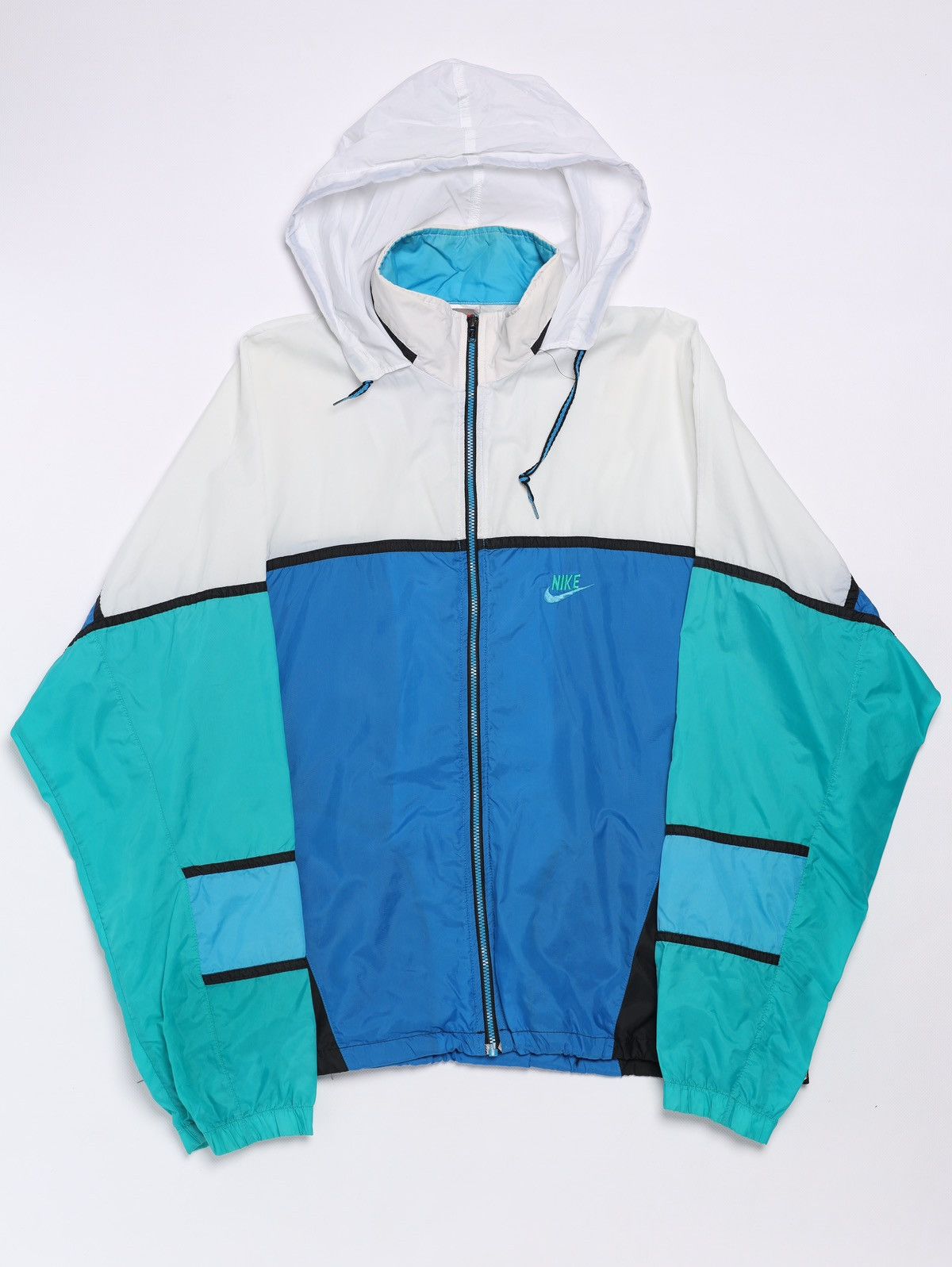 Nike Vintage Nike Windbreaker Light Jacket White Blue Green Size US XL / EU 56 / 4 - 1 Thumbnail