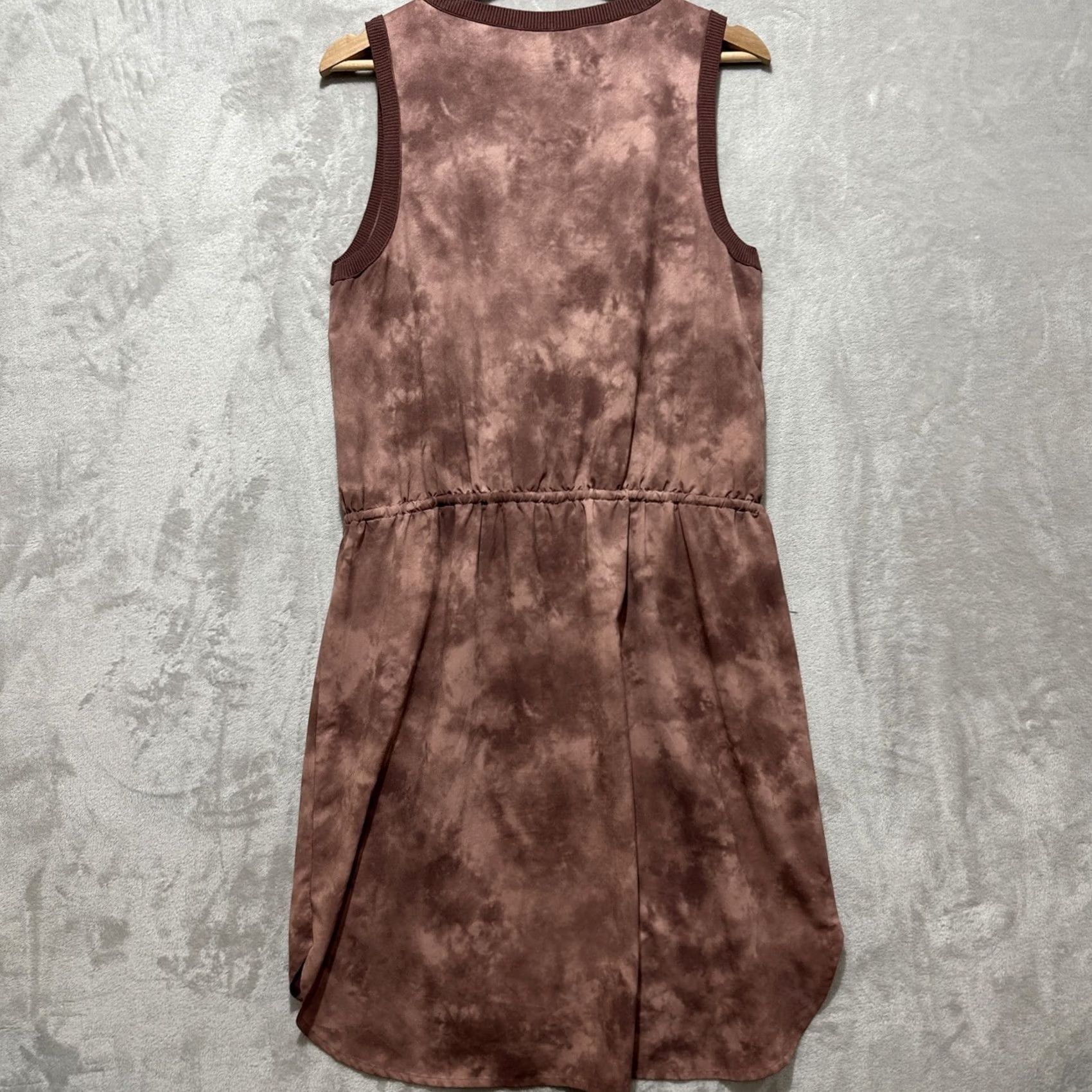 Athleta ATHLETA Dress Women's M Evian Hearth Rose Rincon Printed Sleeveless Crew Neck Size M / US 6-8 / IT 42-44 - 2 Thumbnail