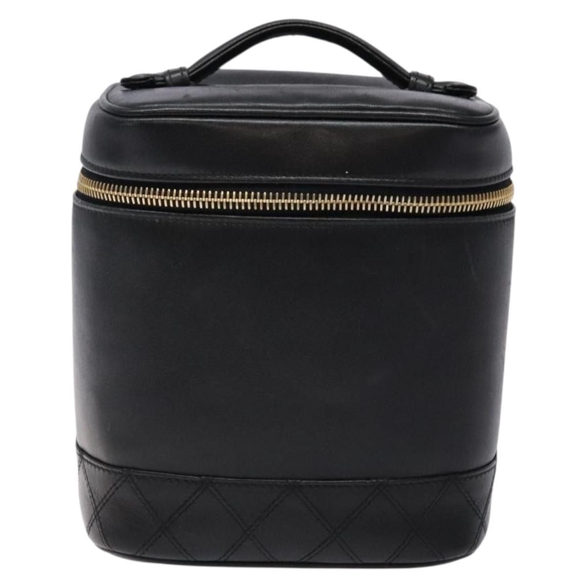 Chanel Chanel Vintage Timeless Cosmetic Case Caviar Size ONE SIZE - 1 Thumbnail