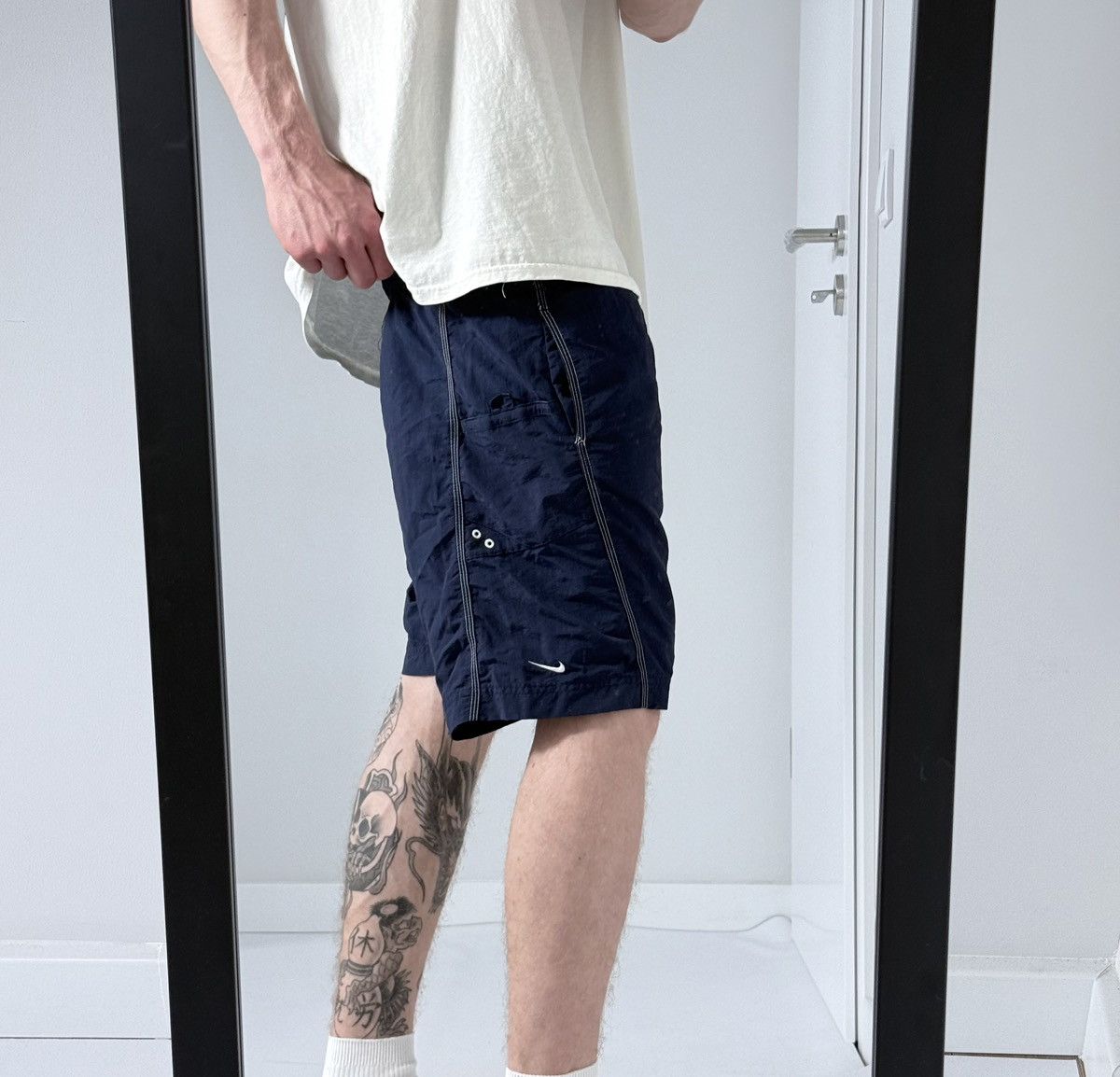 Nike Vintage Nike Y2K streetwear nylon track shorts Size US 31 - 3 Thumbnail