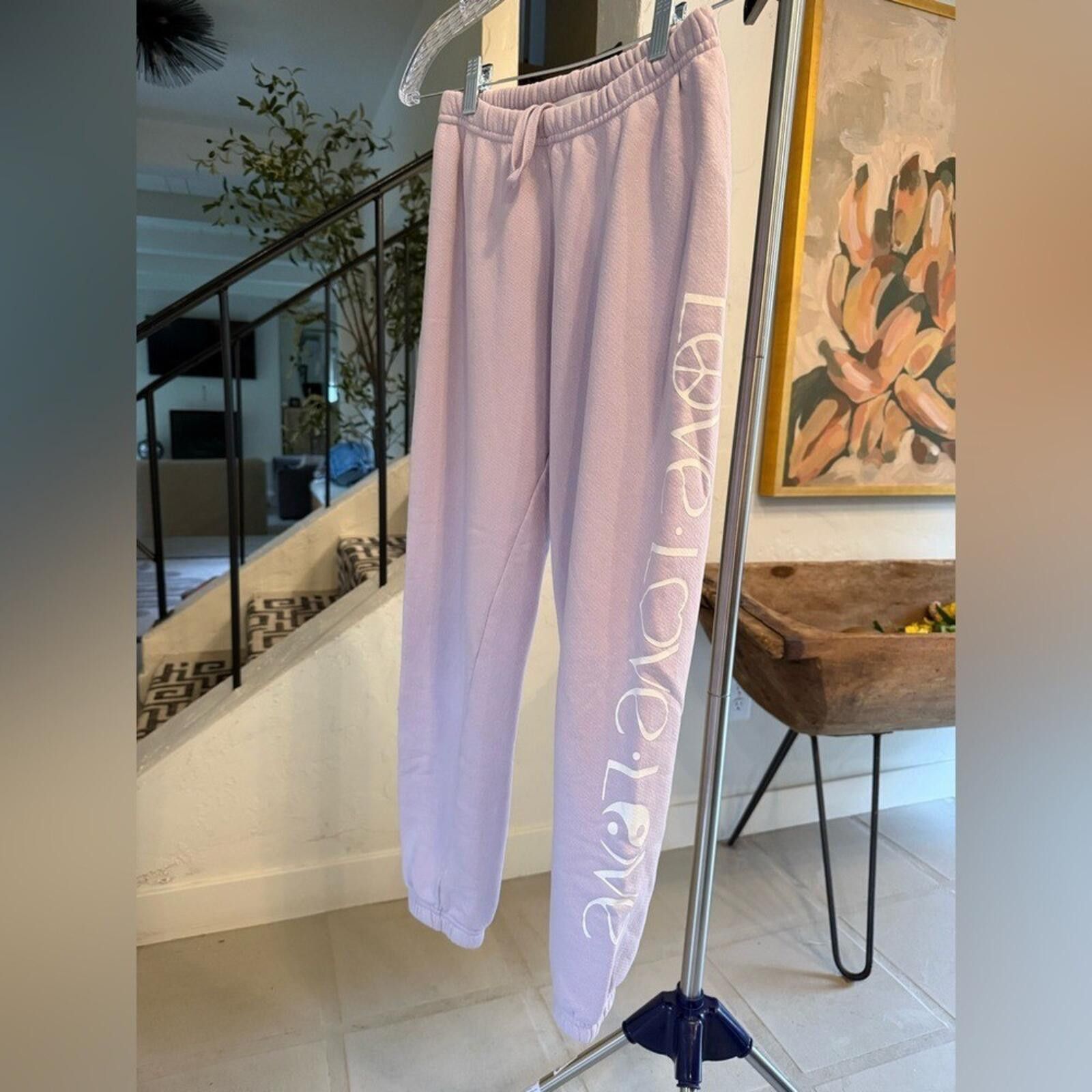 Spiritual Gangster Spiritual Gangster Lilac LOVE LOVE LOVE Peace Sign Sweats XS Size 26" / US 2 / IT 38 - 3 Thumbnail