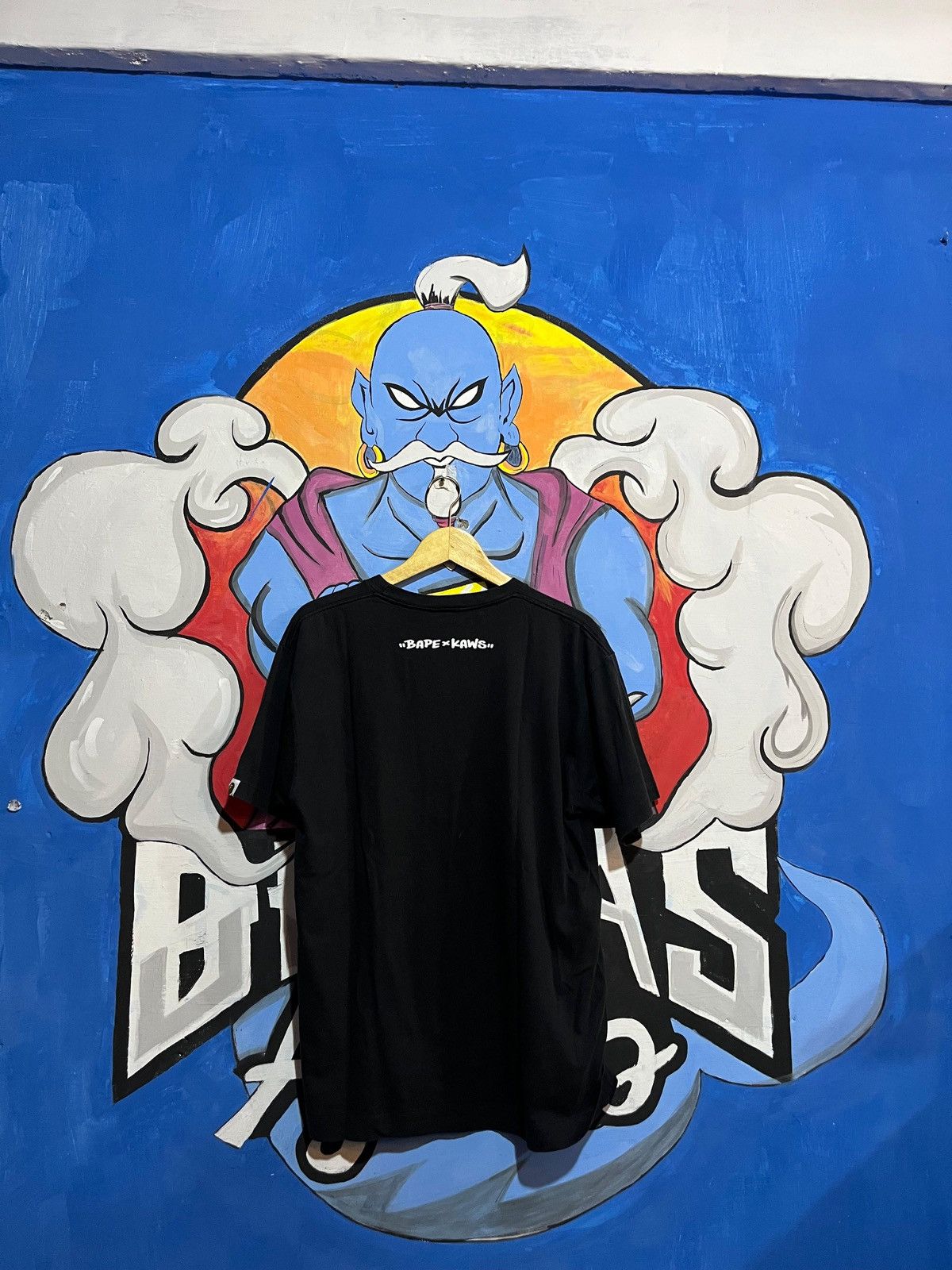 Bape × Kaws Very rare vintage tshirt bape x kaws Size US L / EU 52-54 / 3 - 5 Thumbnail