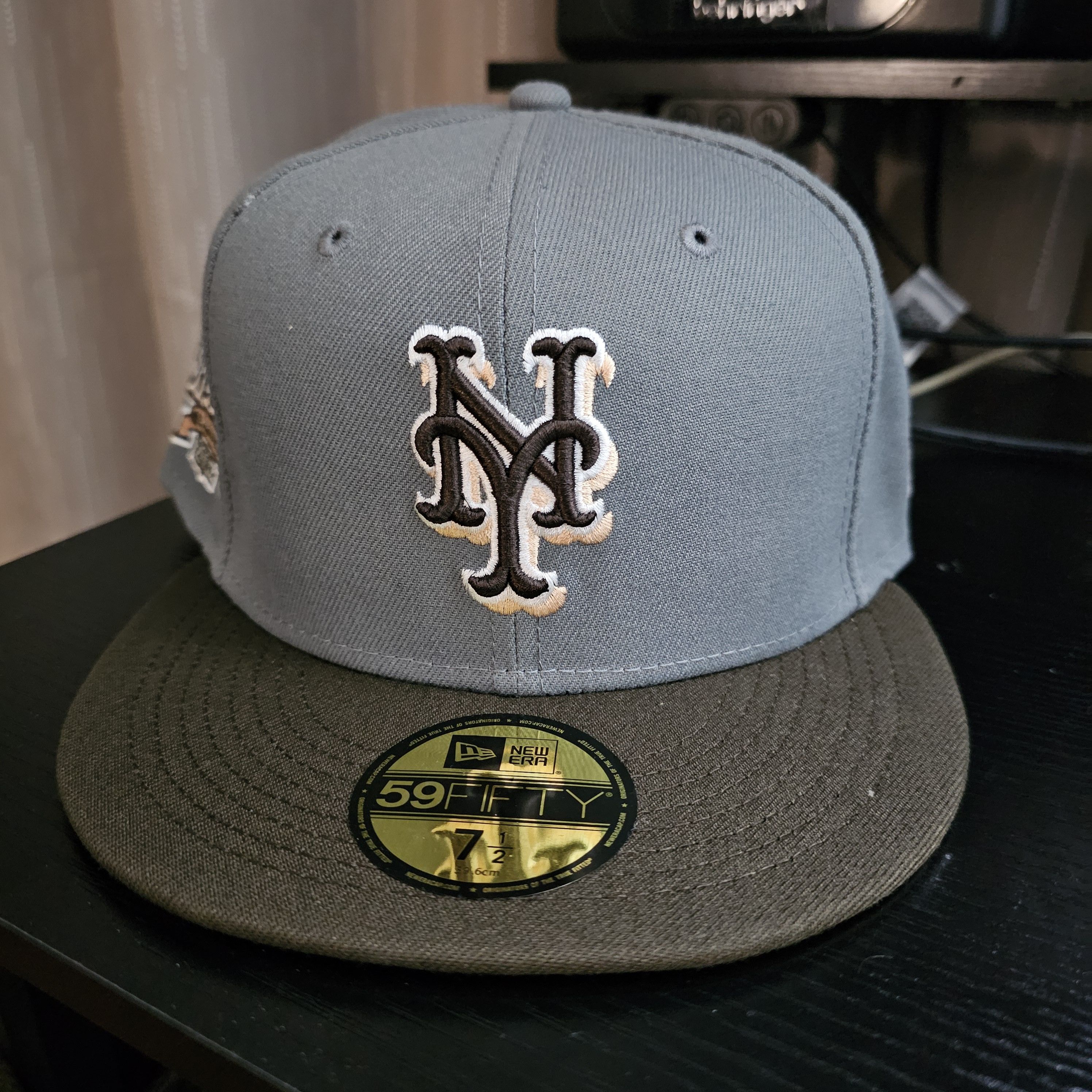New Era 2002 New York Mets 40th Anniversary Gray/Brown Heritage Size ONE SIZE - 1 Thumbnail