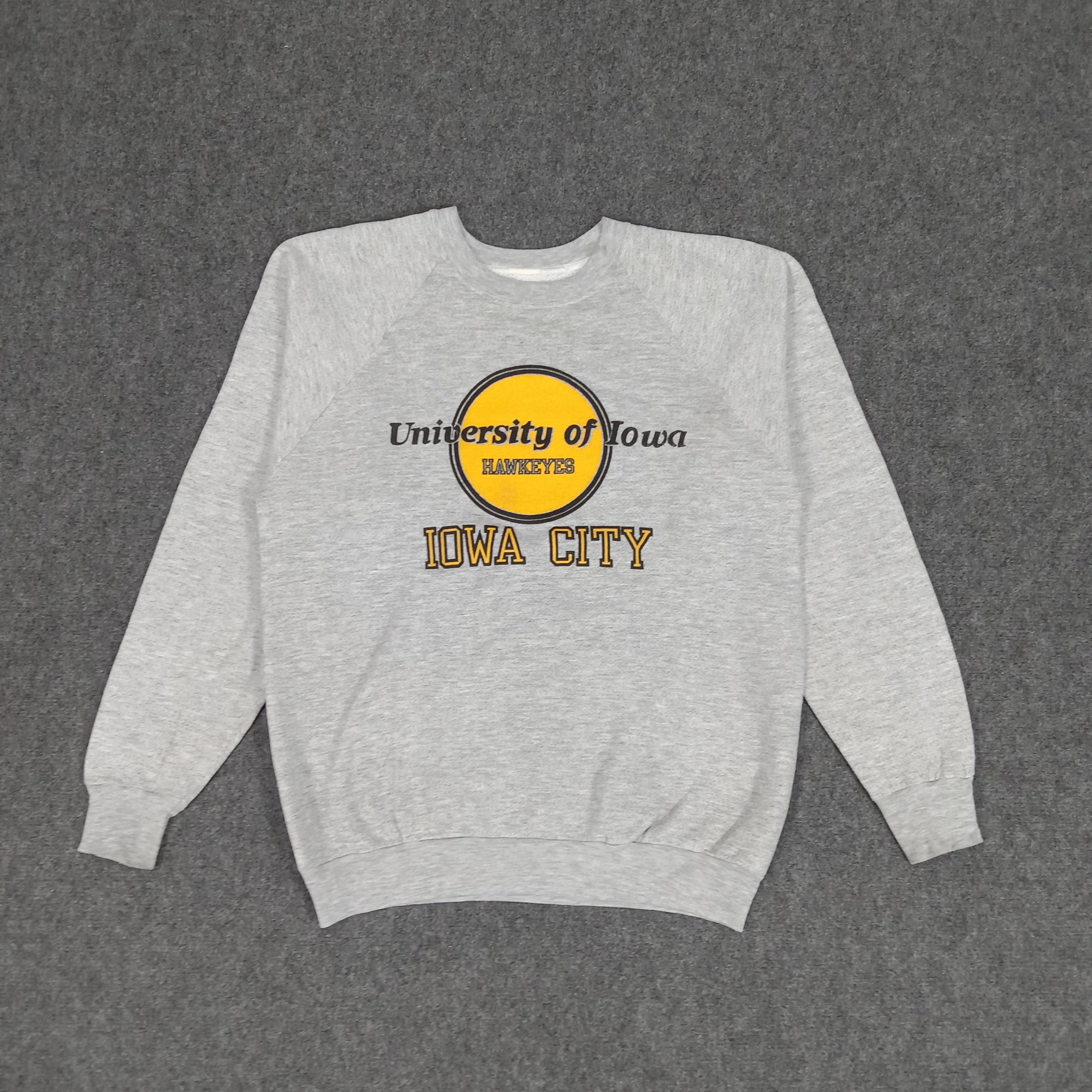 Vintage 90's University Of Iowa Hawkeyes Promo Sweatshirt Size US S / EU 44-46 / 1 - 1 Thumbnail