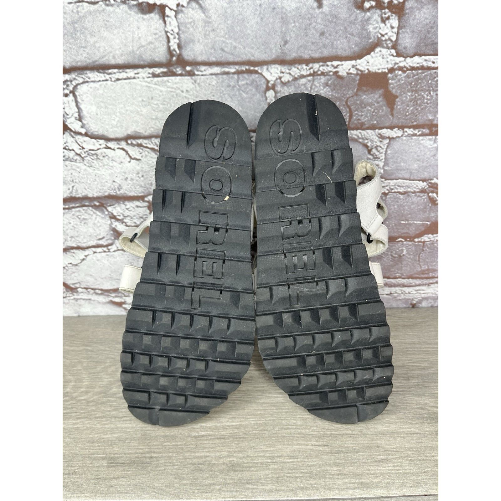 SOREL Sorel Roaming White Leather Multi Strap Platform Sandals Wom Size US 7.5 / IT 37.5 - 8 Thumbnail