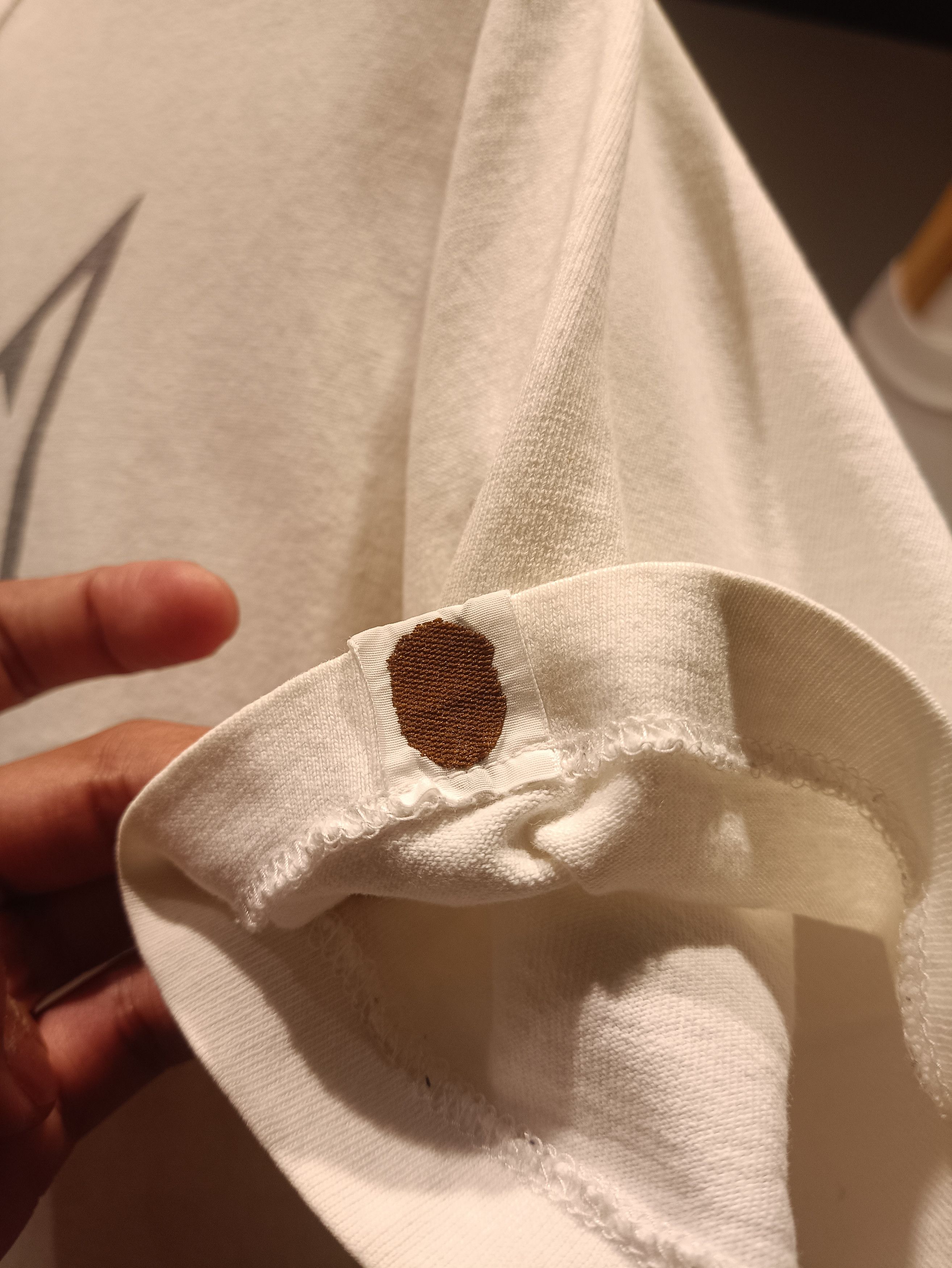 Bape × Vintage bape extremly urgent Size US M / EU 48-50 / 2 - 5 Thumbnail