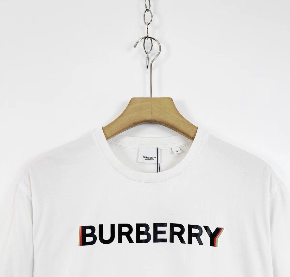 Burberry Burberry White Letter Logo Print Short Sleeve T-Shirt K12 Size US M / EU 48-50 / 2 - 3 Thumbnail