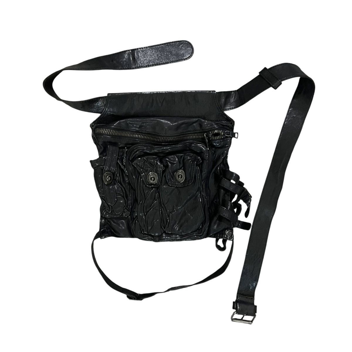 BUFFALO BOBS × Julius × KMRii Leather gasmask belt bag buffalo