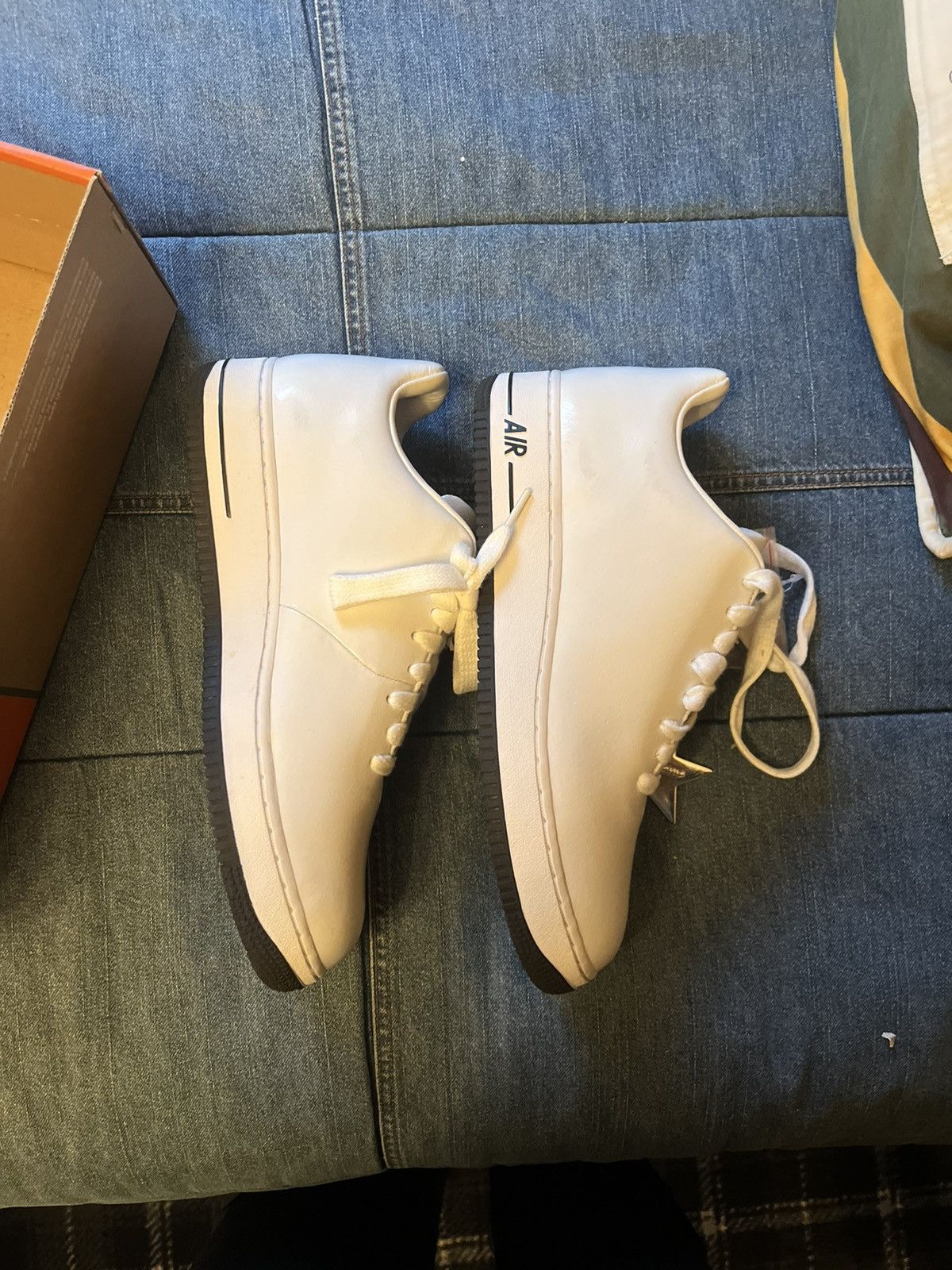 Nike × Supreme Nike Air force one supreme Size US 11 / EU 44 - 7 Thumbnail