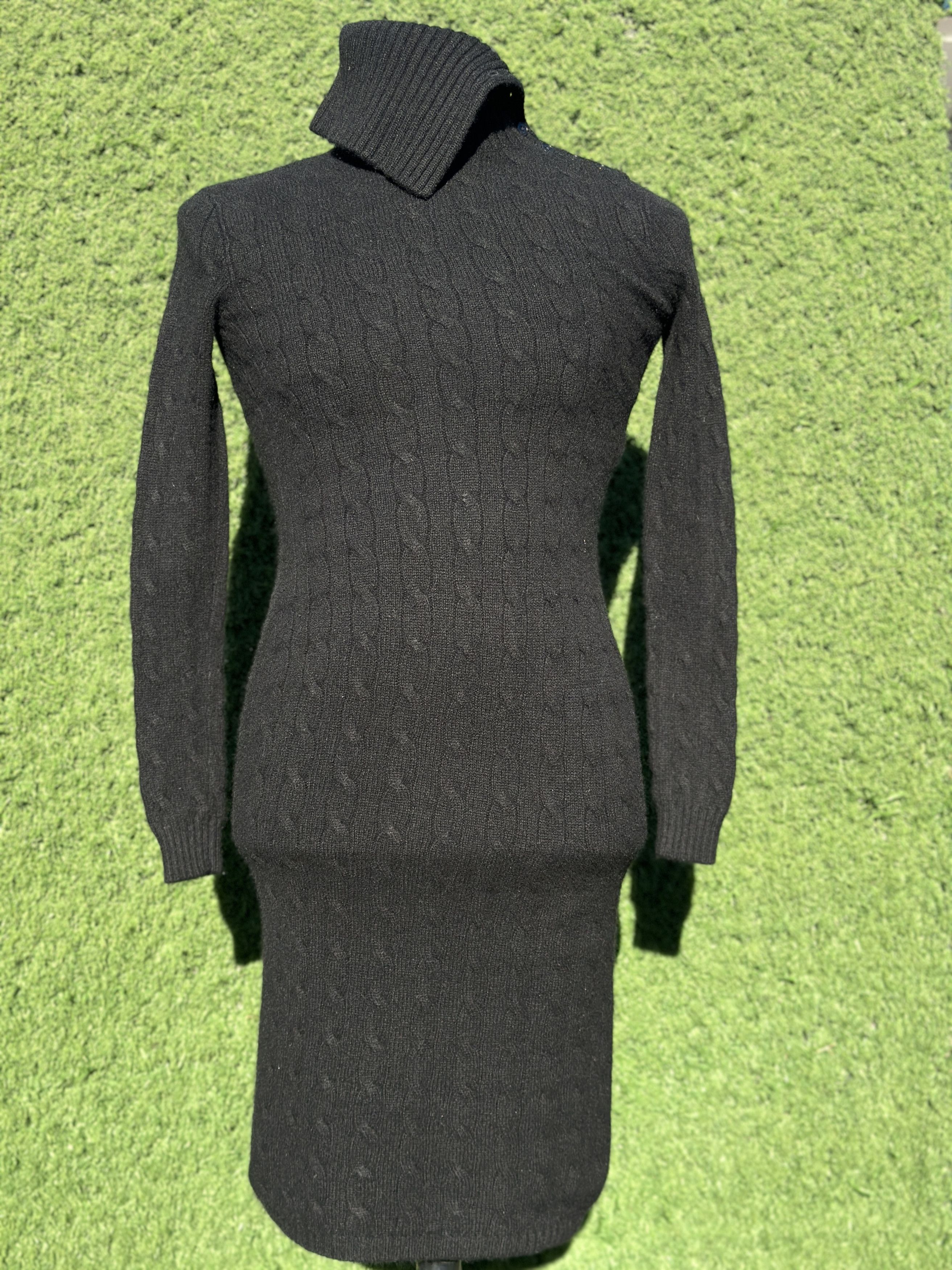 Ralph Lauren Black Label Ralph Lauren Black Label Cable Knit Turtleneck Dress Sz S Size S / US 4 / IT 40 - 2 Thumbnail