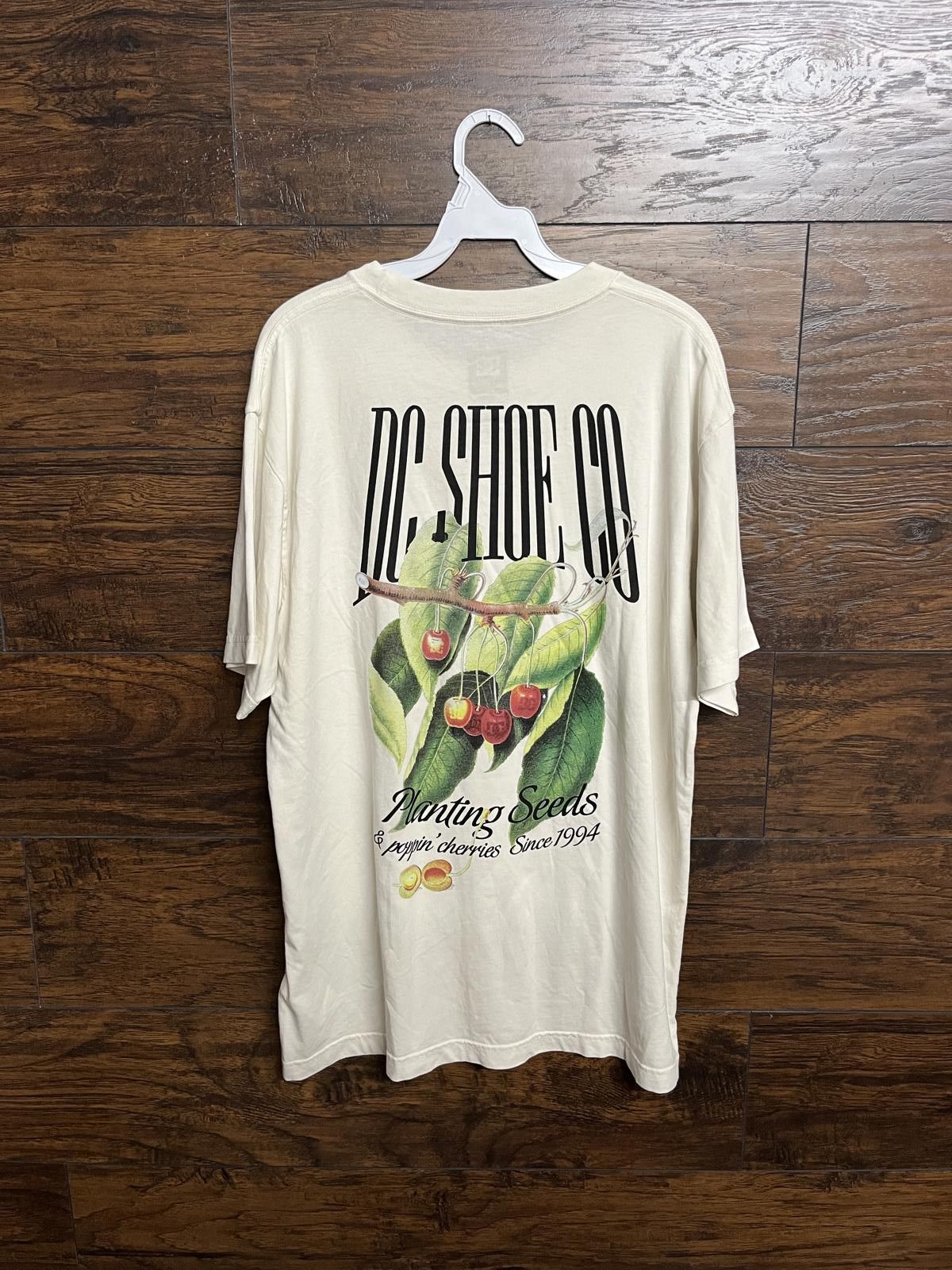 Designer DC Shoes T-shirt Planting Seeds Popping Cherries Tee -M Size US M / EU 48-50 / 2 - 1 Thumbnail
