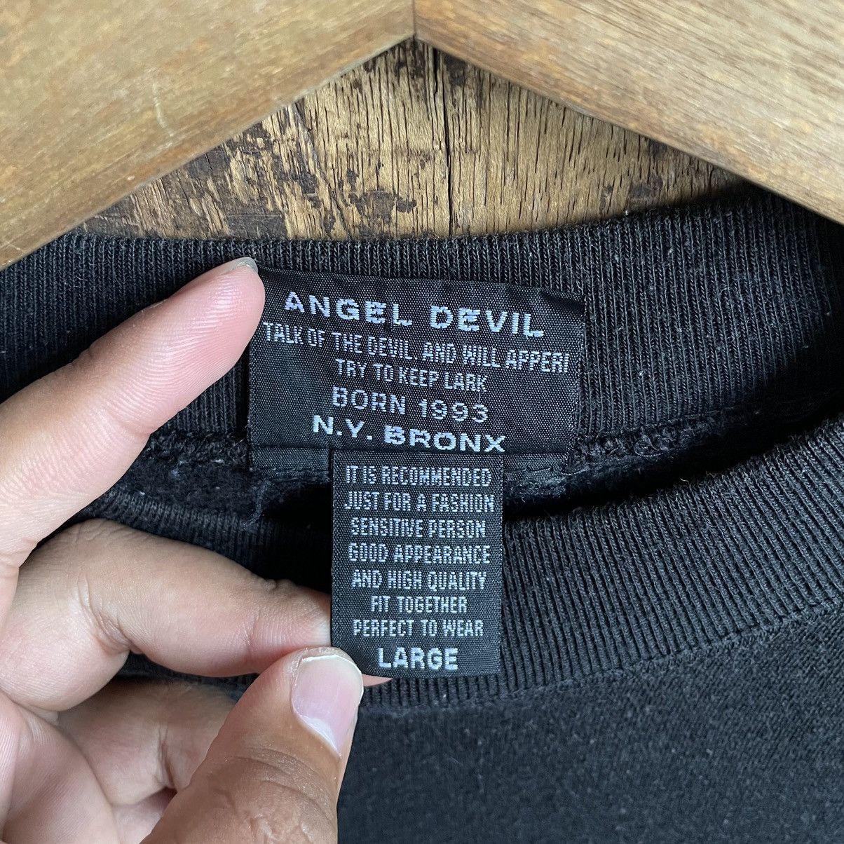 Japanese Brand × Vintage vintage angel devil tribal crewneck Size US M / EU 48-50 / 2 - 7 Thumbnail