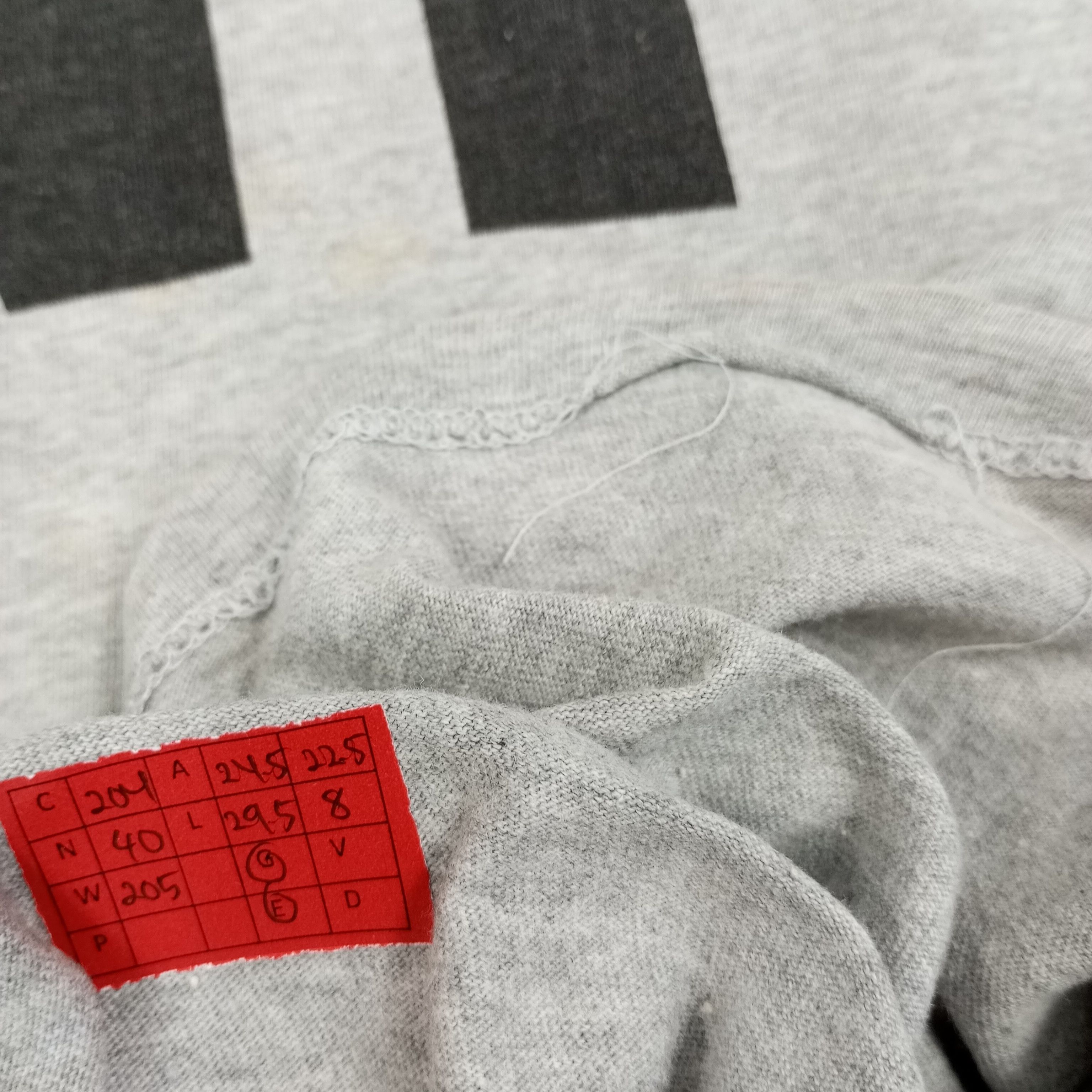 DKNY × Vintage DKNY Center Design Streetwear Style Vintage Tshirt Size US XL / EU 56 / 4 - 10 Thumbnail