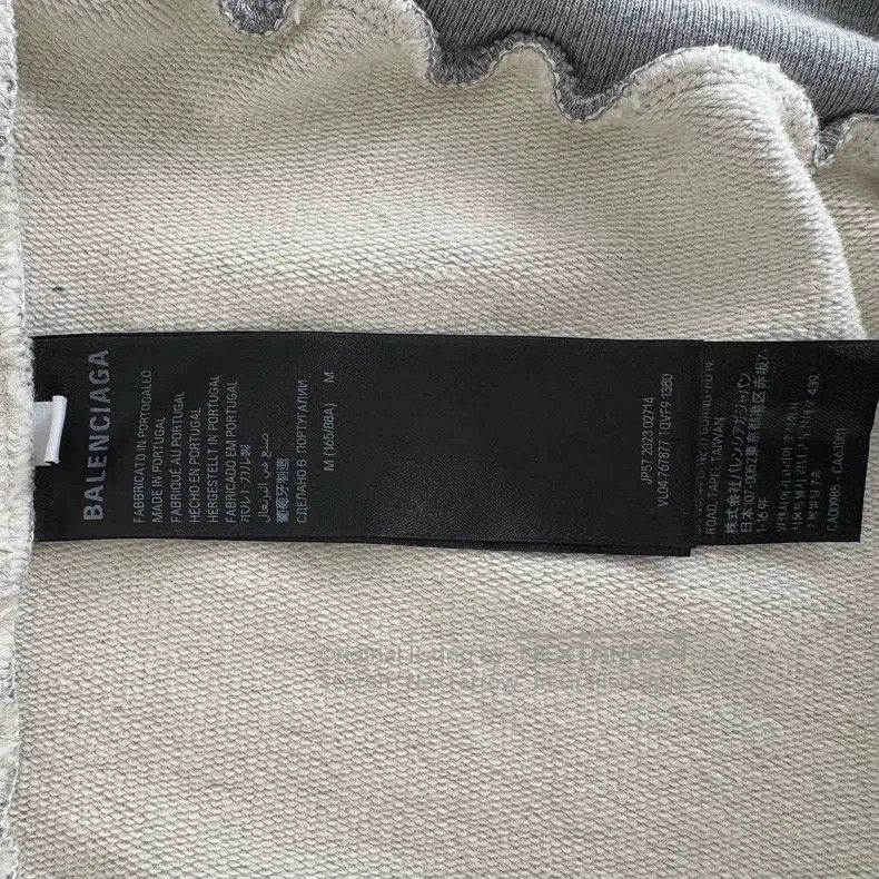 Balenciaga Balenciaga Letter Logo Printed Hooded Long Sleeve Sweater Size US M / EU 48-50 / 2 - 5 Thumbnail