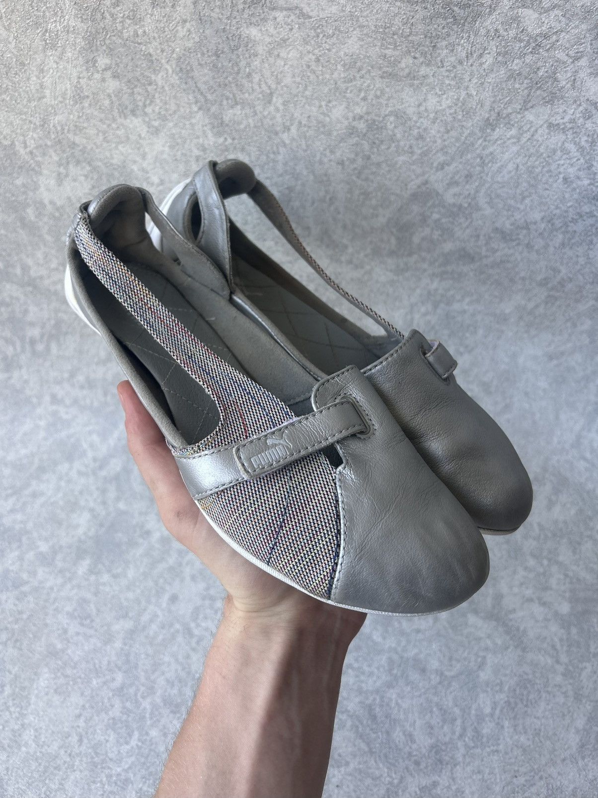Puma Vintage Puma Silver Y2K Leather Flat Ballet Shoes Size US 8.5 / IT 38.5 - 1 Thumbnail
