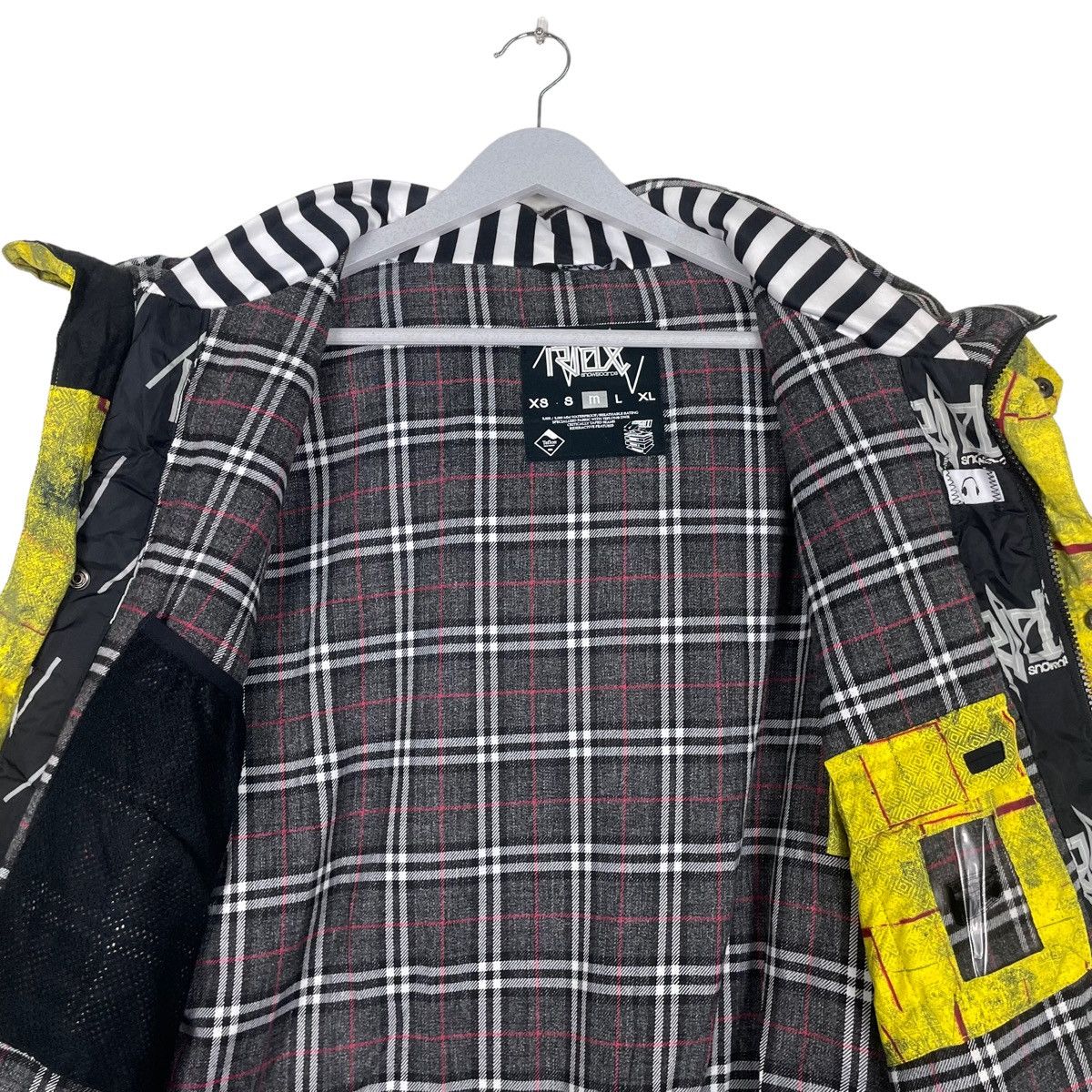 Bonfire Outerwear × Sports Specialties 💥RIDE SNOWBOARD ABSTRACT UTILITY GEAR SKI JACKET Size US M / EU 48-50 / 2 - 12 Thumbnail