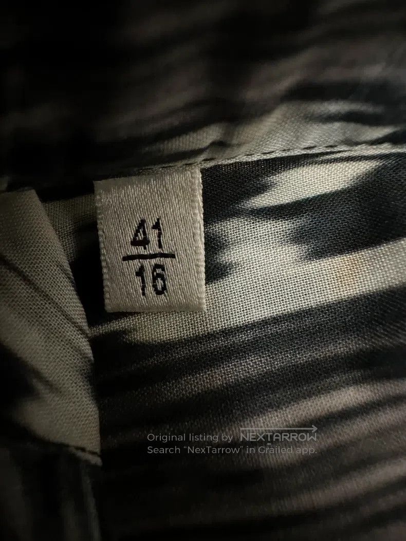 Saint Laurent Paris Saint Laurent Paris size 41 Heart print shirt Size US S / EU 44-46 / 1 - 4 Thumbnail
