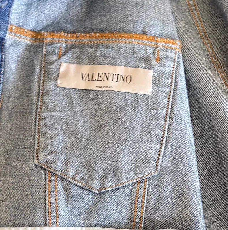 Valentino Valentino Classic big logo denim jacket Size US L / EU 52-54 / 3 - 5 Thumbnail