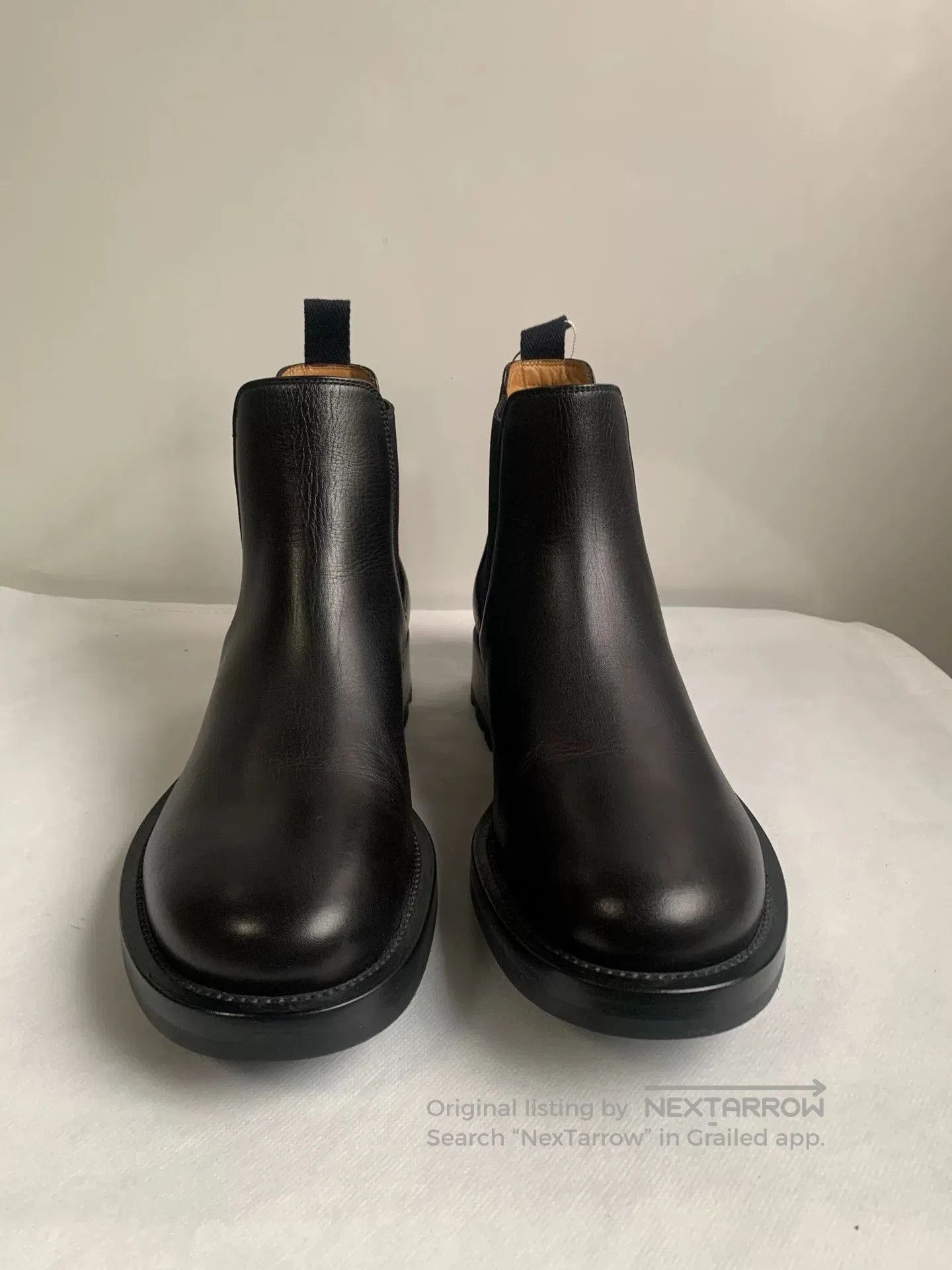 Valentino Valentino Men's Classic Chelsea Boots. Size US 8 / EU 41 - 2 Thumbnail