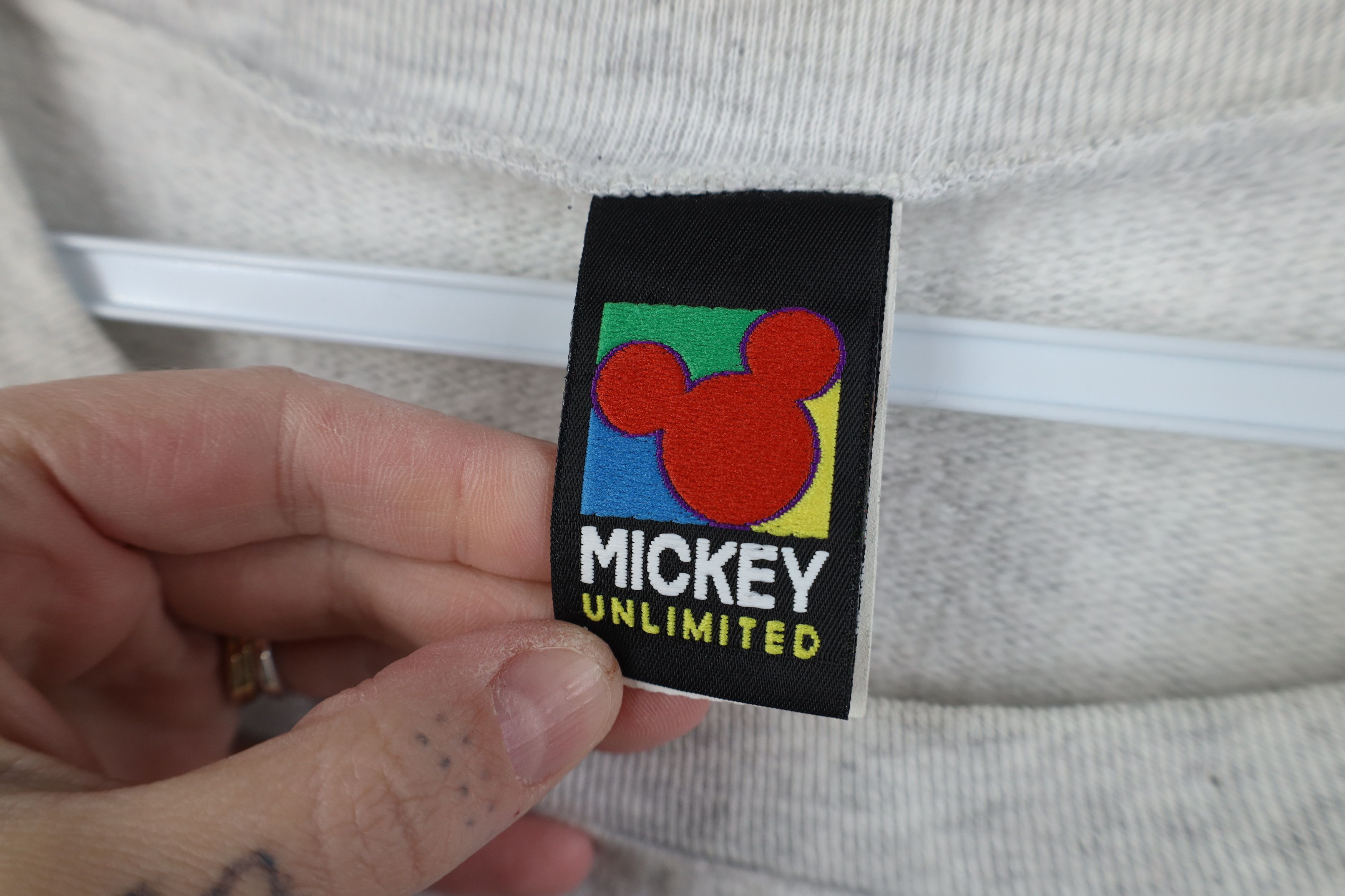 Disney Vintage 90s Disney Mickey Mouse Jumbo Legend Sweatshirt Size XL / US 12-14 / IT 48-50 - 8 Thumbnail