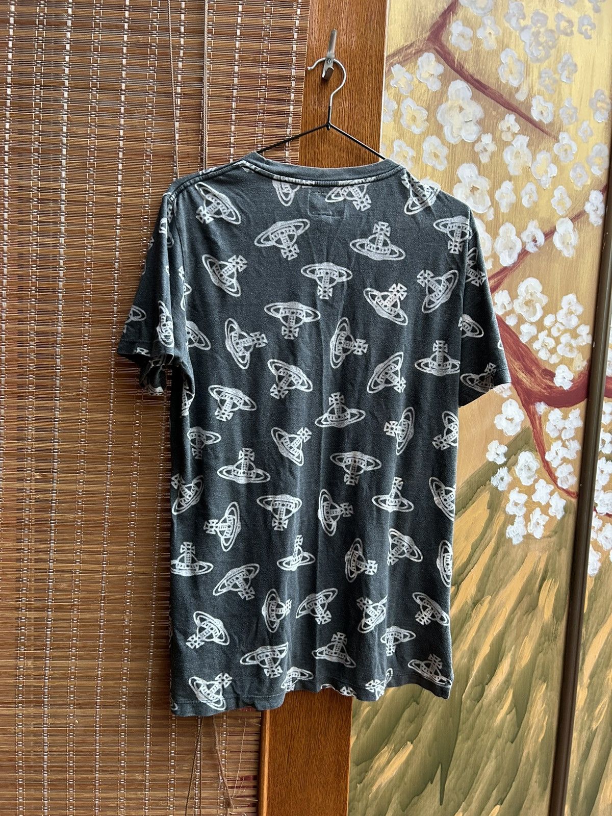 Vivienne Westwood Vivienne Westwood Anglomania Time Machine Tee Orb Logo AOP Size US L / EU 52-54 / 3 - 2 Thumbnail