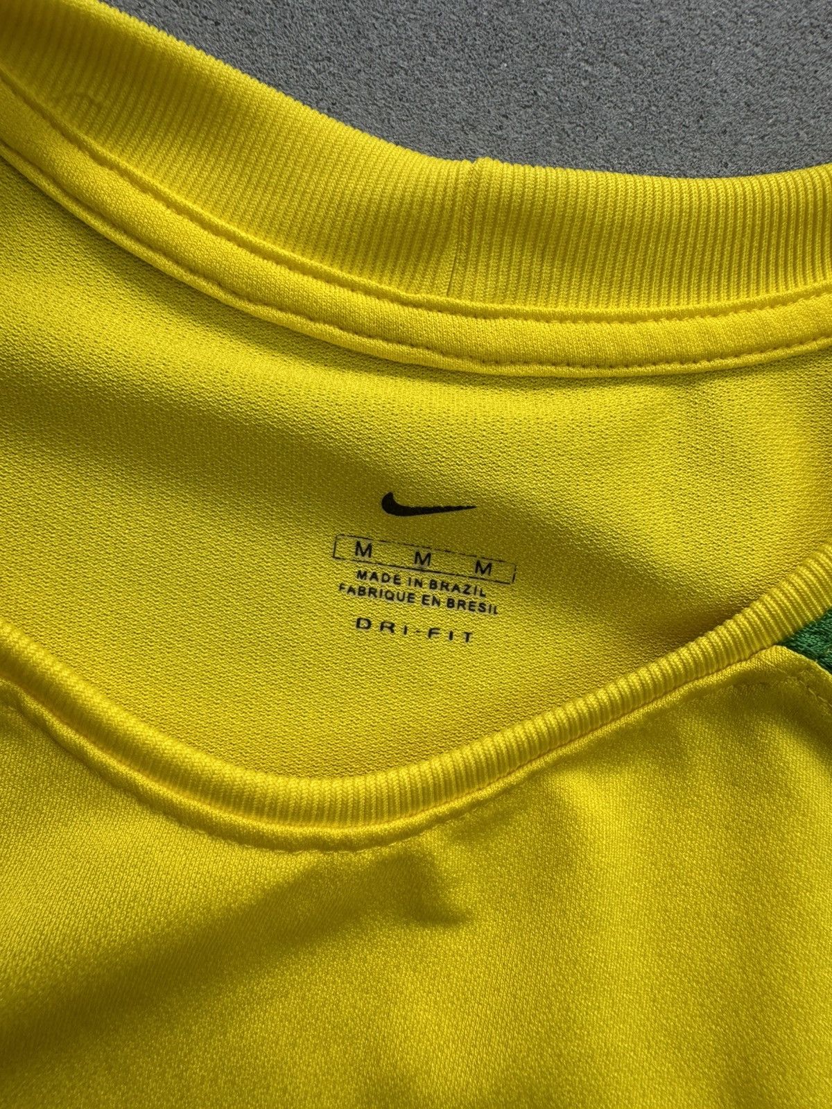 Vintage Vintage Nike Brazil 2002 Jersey Size US M / EU 48-50 / 2 - 4 Thumbnail