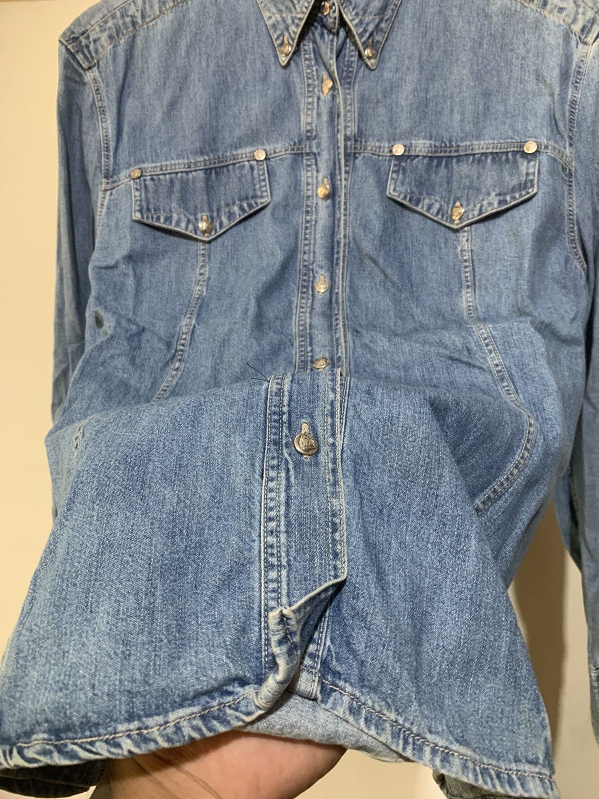 Versace Vintage 90s Istante Versace Denim Shirt w Istante Buttons Size US M / EU 48-50 / 2 - 4 Thumbnail