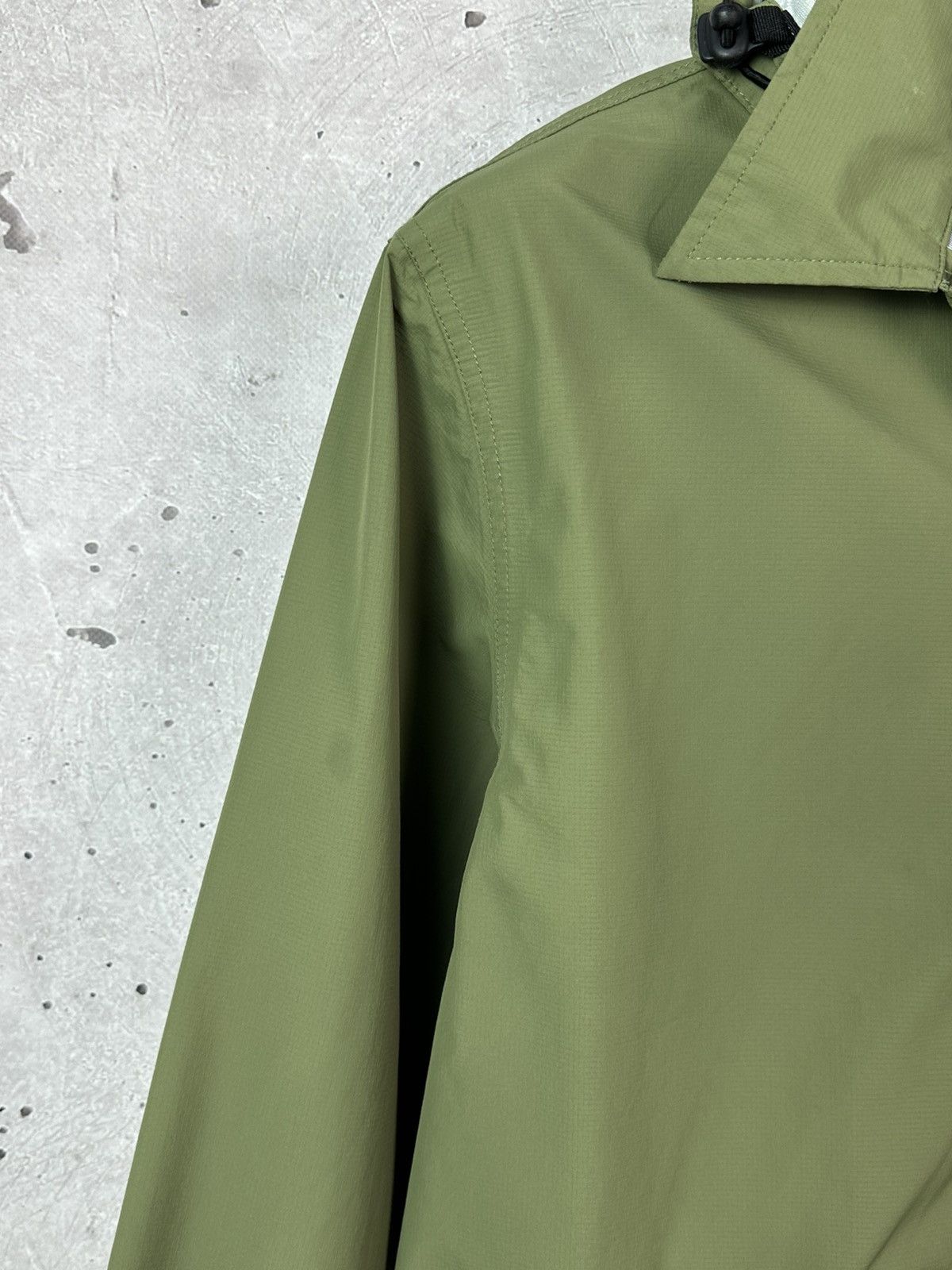 Undercover Undercover Jun Takahashi Green Coach Hooded Nylon Jacket Size US L / EU 52-54 / 3 - 9 Thumbnail