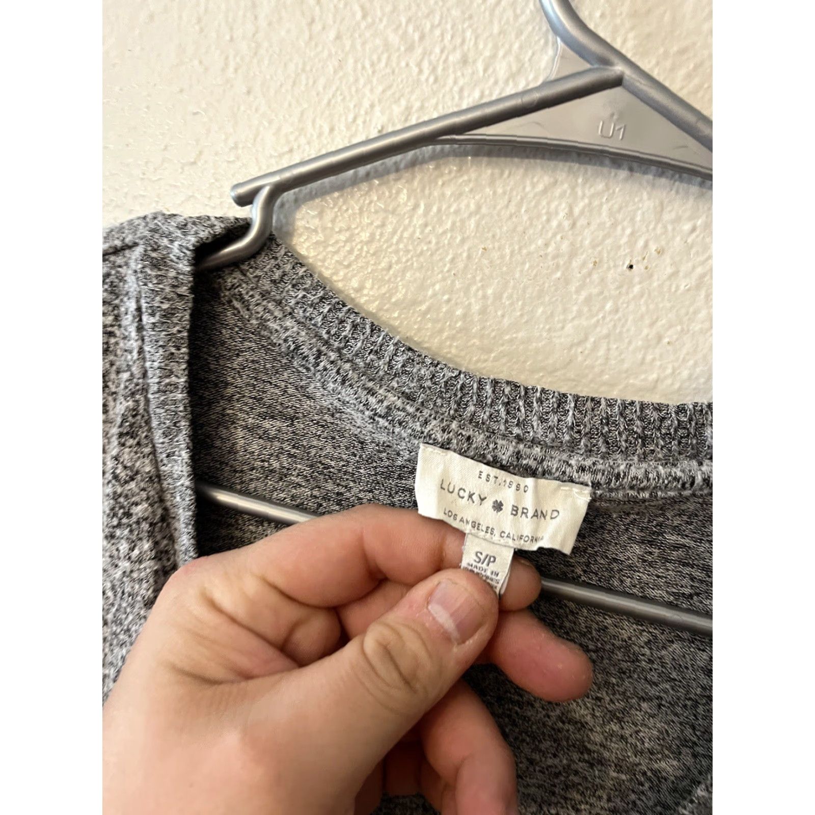 Lucky Brand Lucky Brand Women Sweater Small Oversized Long Sleeve V Neck Pullover Gray Size S / US 4 / IT 40 - 3 Thumbnail